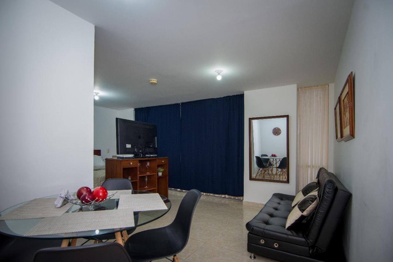 Apartaestudio atractivo, confortable, muy completo, familiar view 5