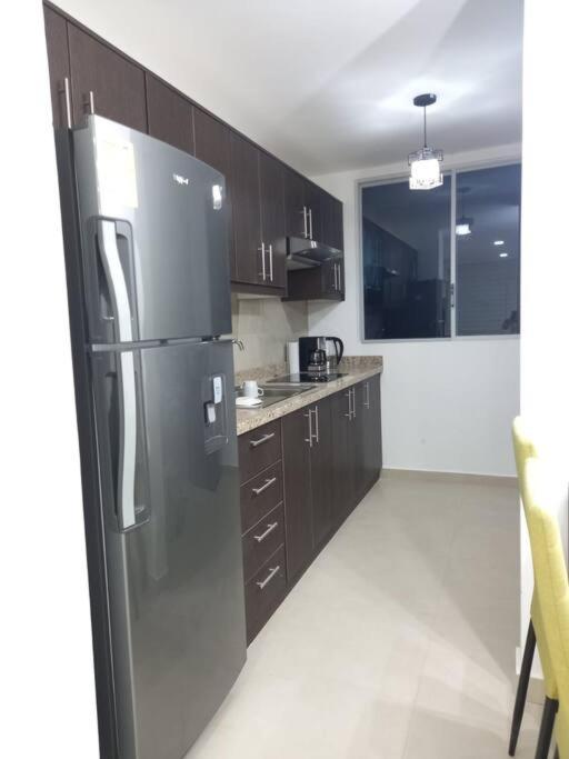 Edif. Deymar - Departamento frente al mar 9no piso view 5