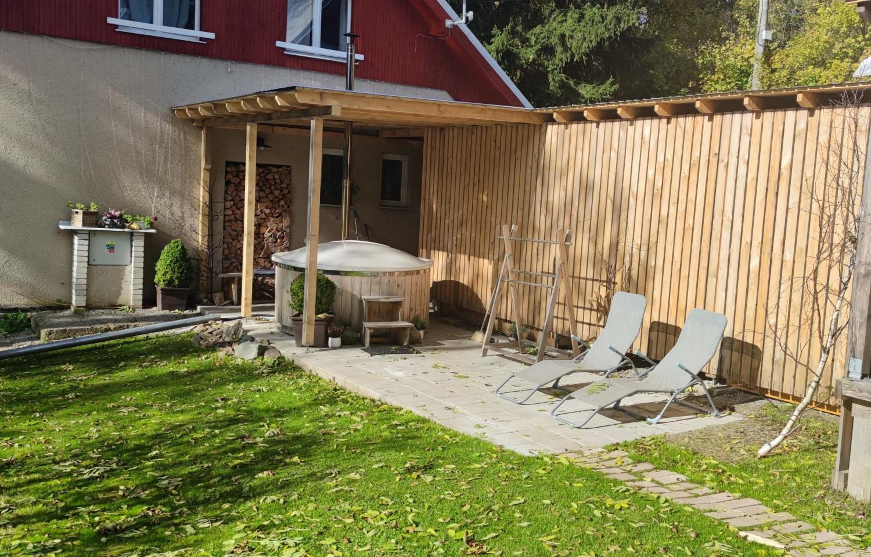 Chatky u potoka - chatička č1 - Orlické hory, wellness pobyty, sud, sauna, masáže view 4
