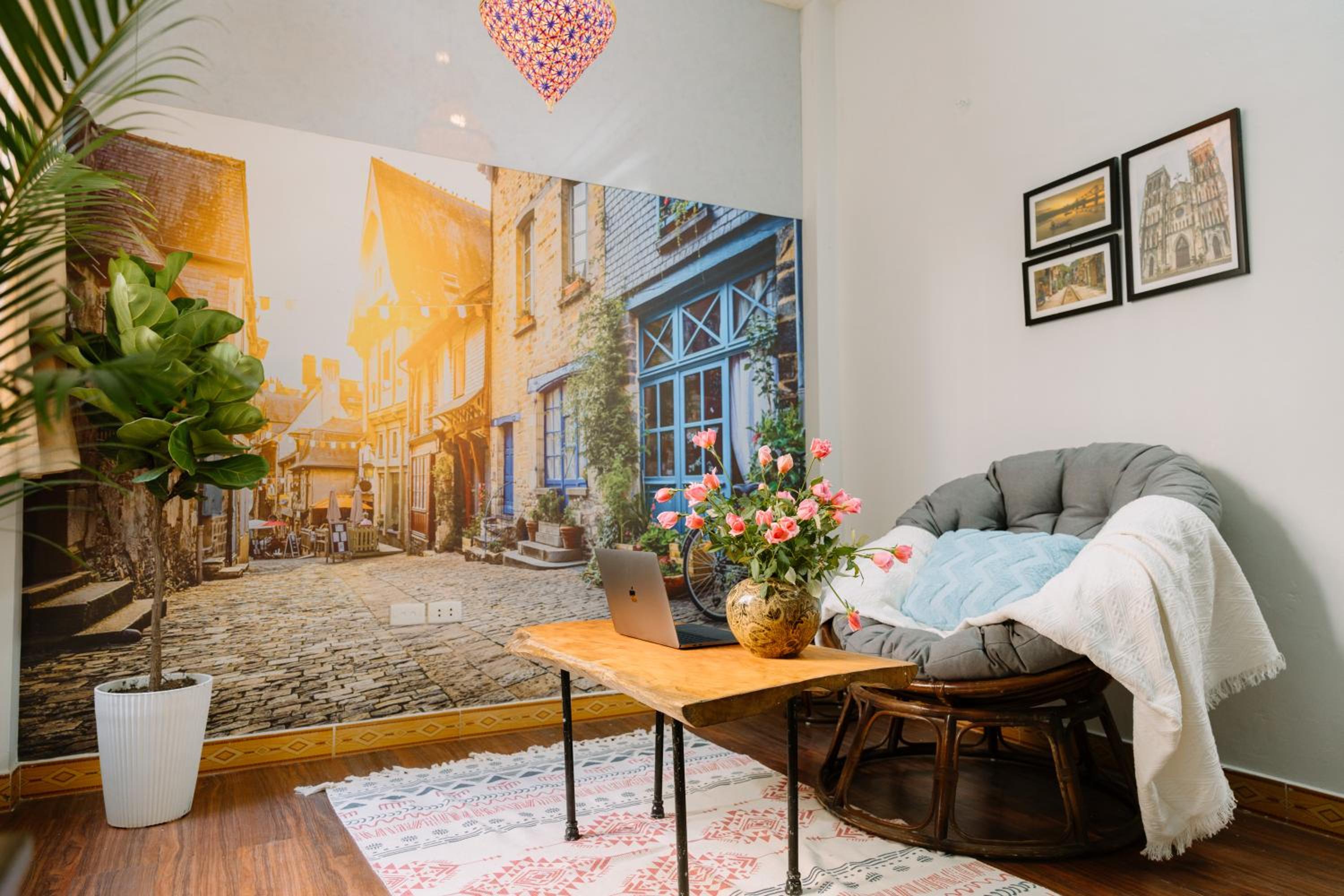 Hanoi Hola House
