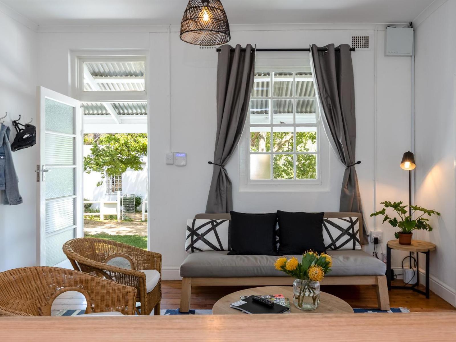 Jonkershoek Valley Cottage