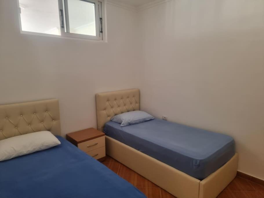 Lovely 2 Bedroom Apartment just 30m from the Sea
