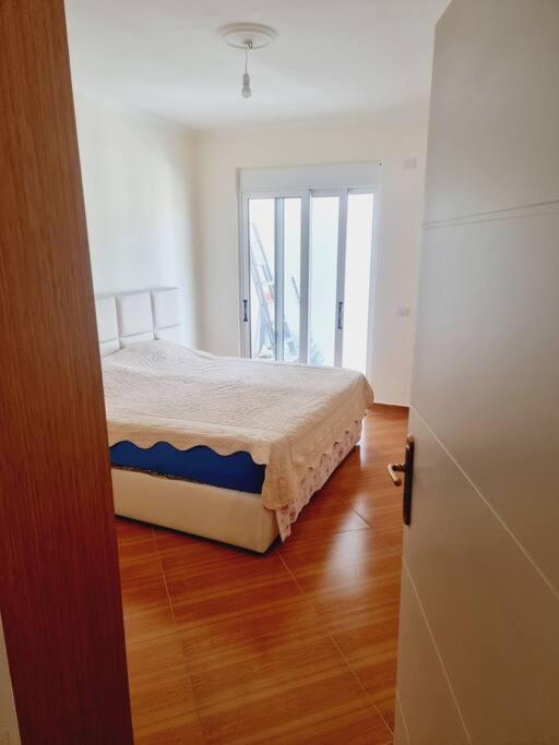 Lovely 2 Bedroom Apartment just 30m from the Sea