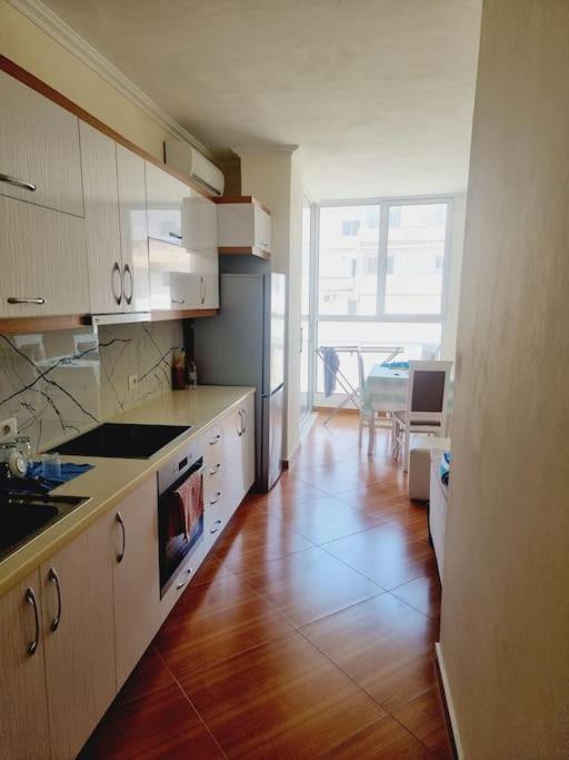Lovely 2 Bedroom Apartment just 30m from the Sea