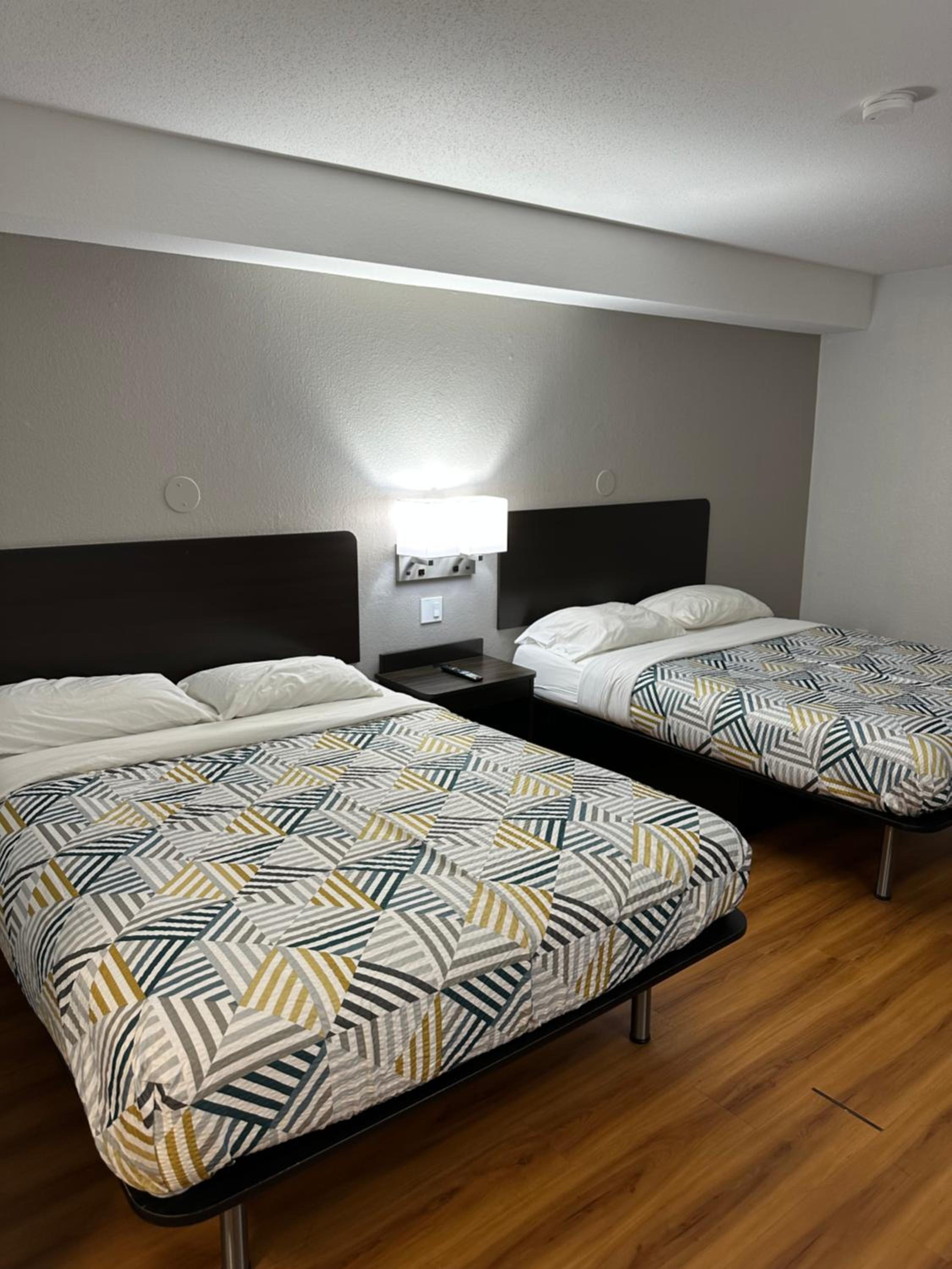 Motel 6-Greensboro, NC - Airport