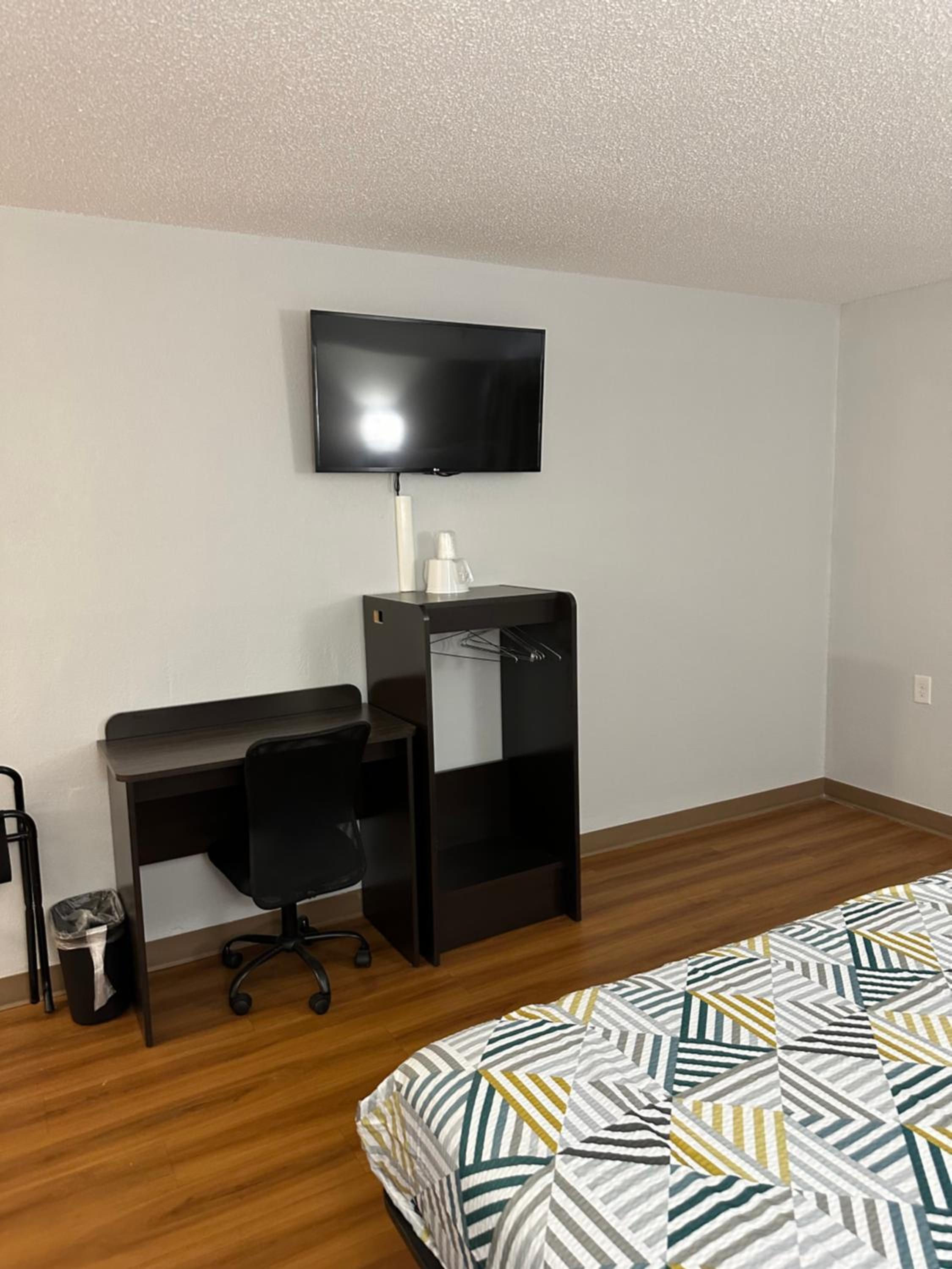 Motel 6-Greensboro, NC - Airport
