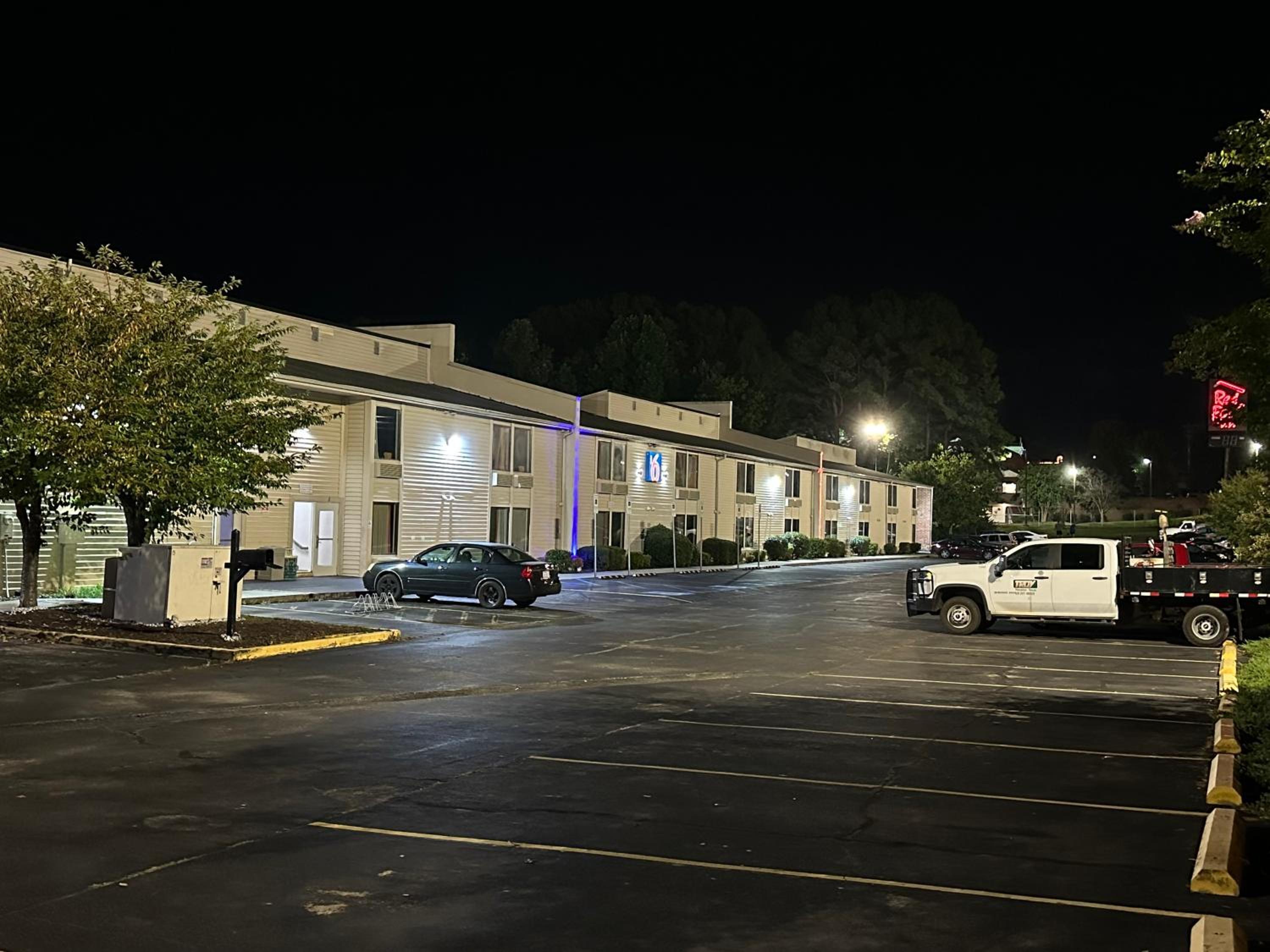 Motel 6-Greensboro, NC - Airport