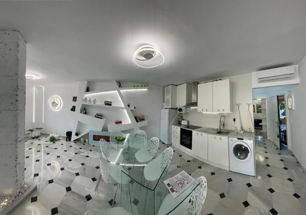FASCINANTE Hogar en Cabo Pino en MARBELLA