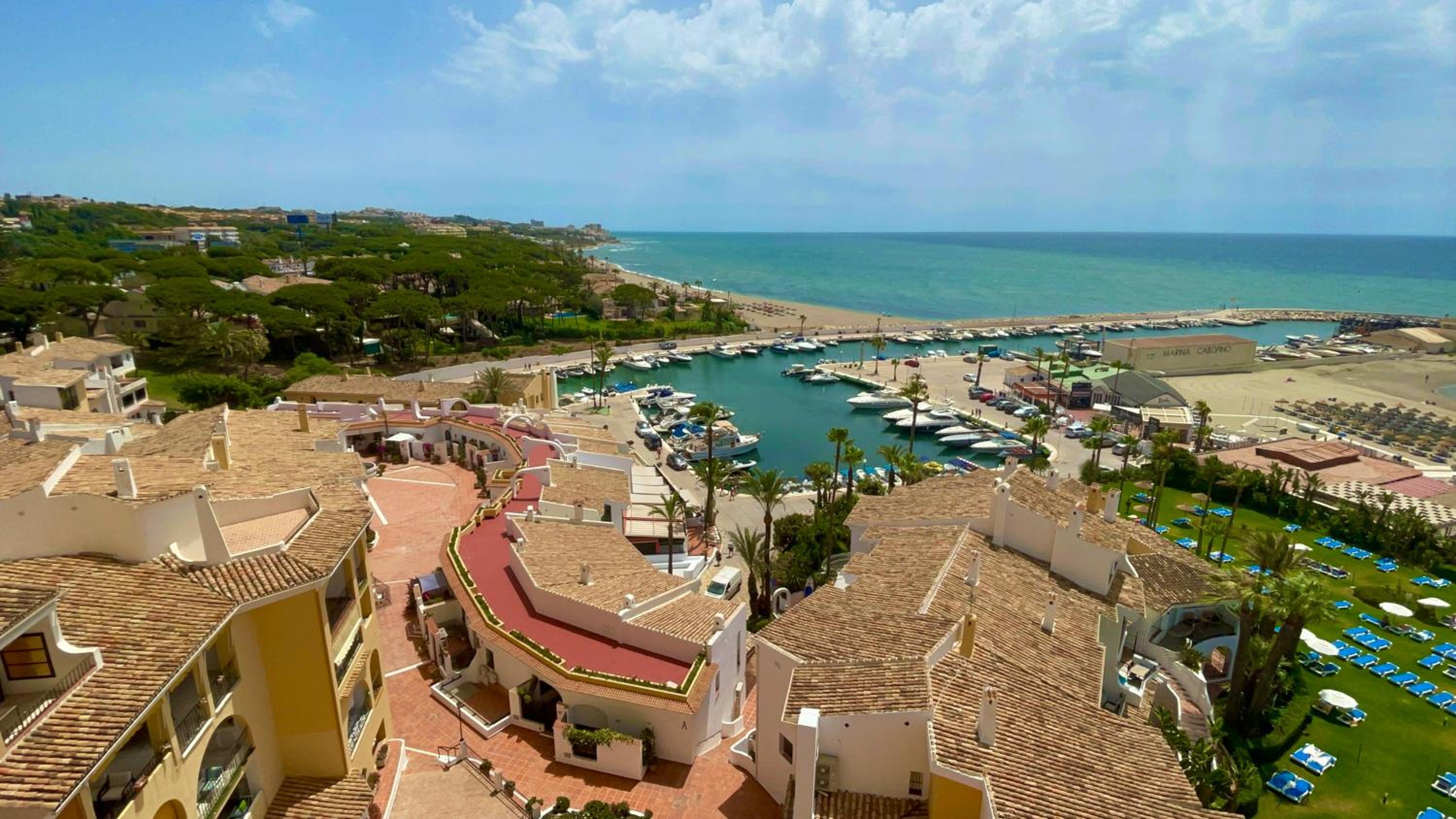 FASCINANTE Hogar en Cabo Pino en MARBELLA