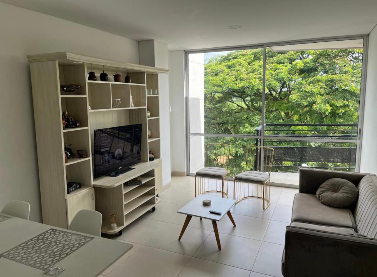 Moderno Penthouse cartago centro vista al rio