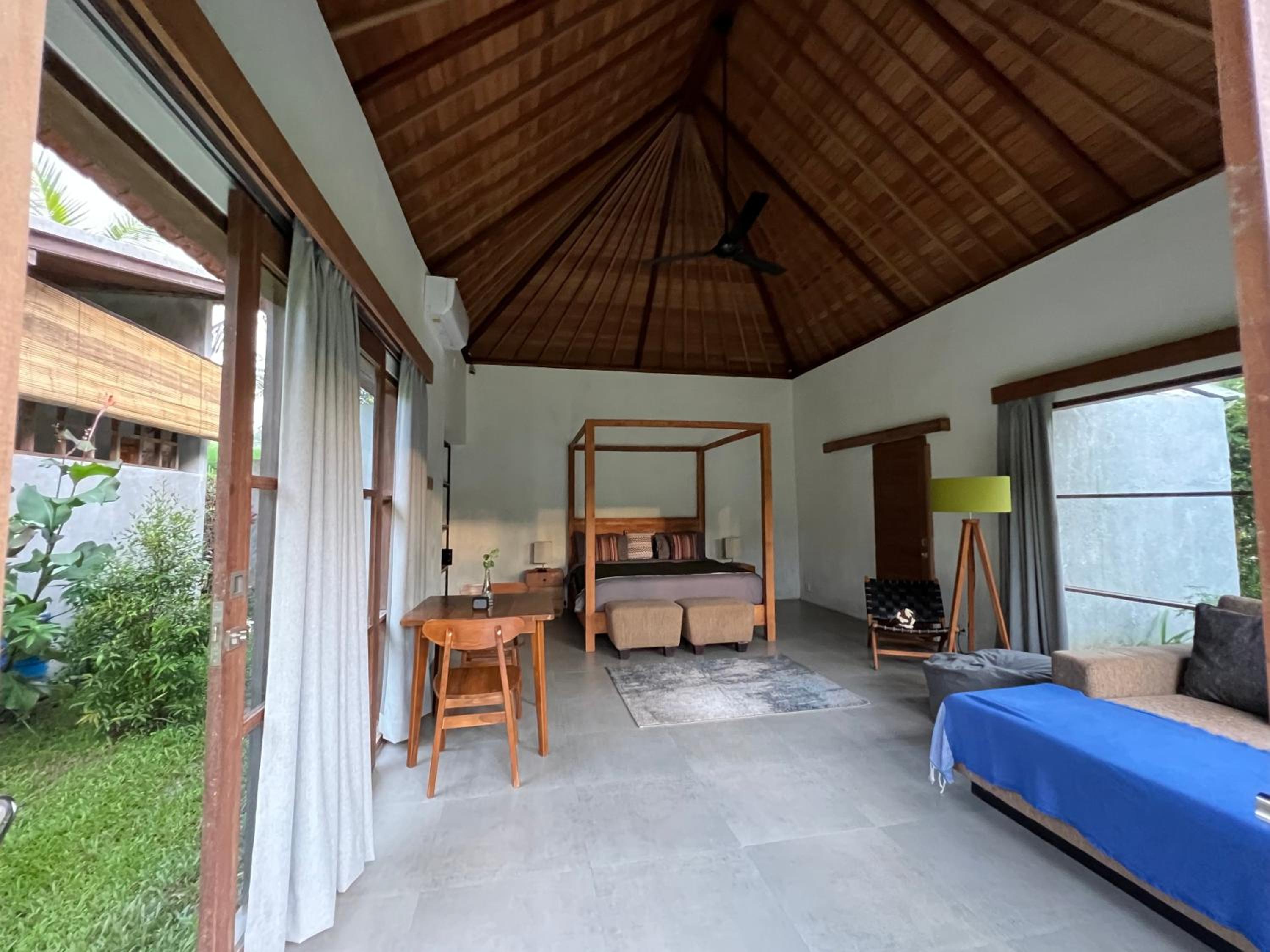 Uma Mupu view 3