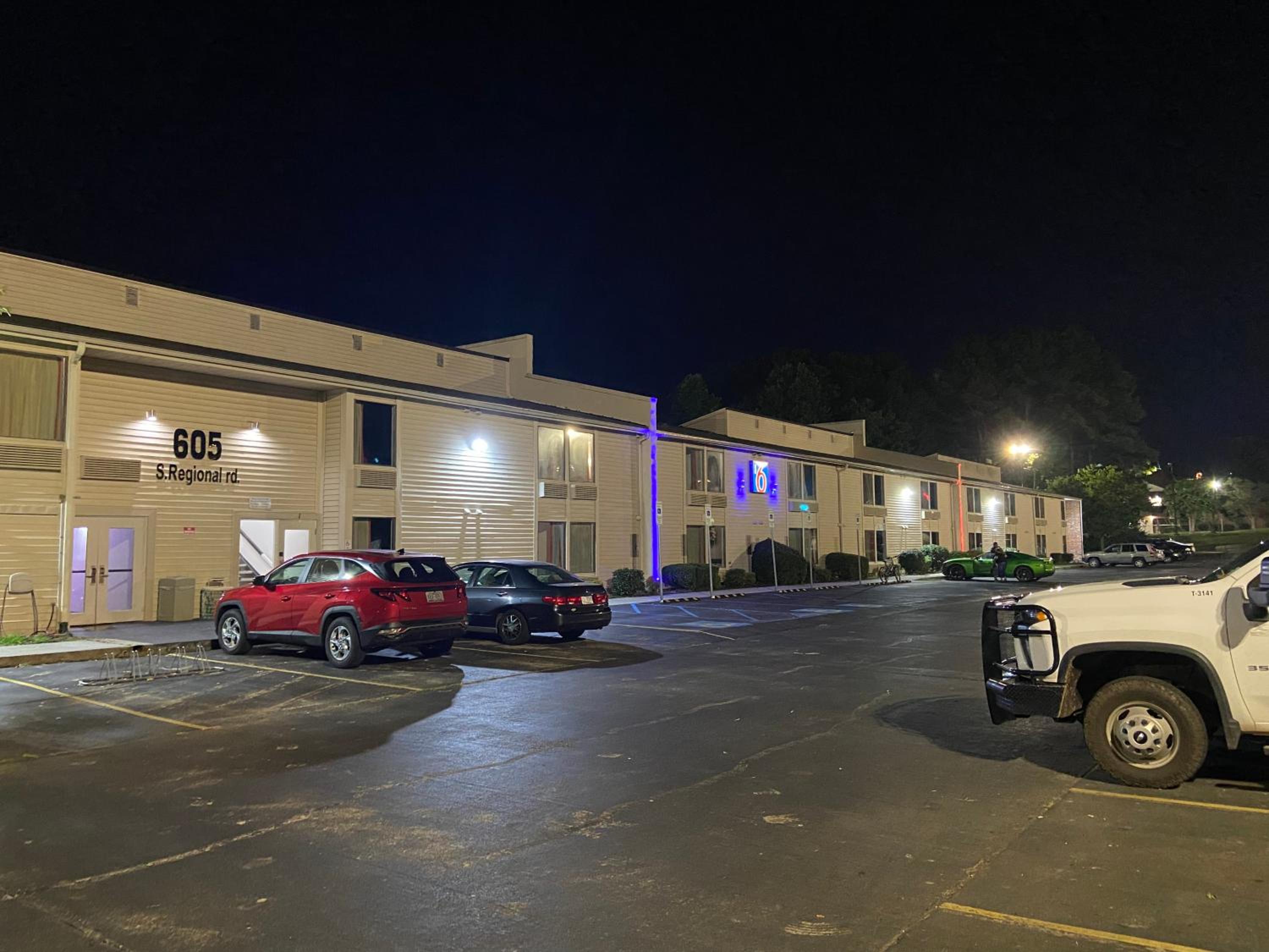 Motel 6-Greensboro, NC - Airport