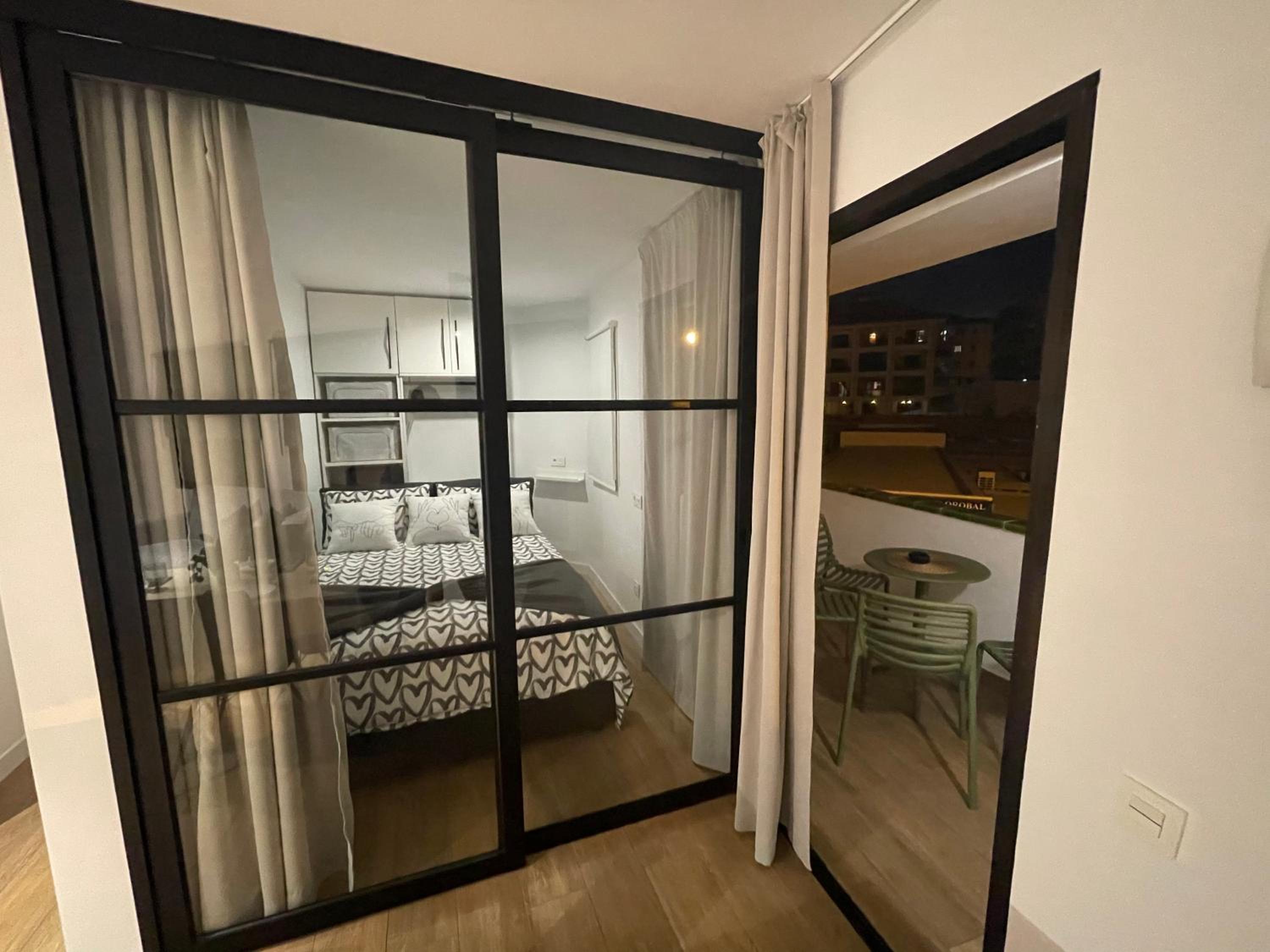 Tenerifeopenhome Central corner relax, wifi, breakfast, beach Los Cristisnos