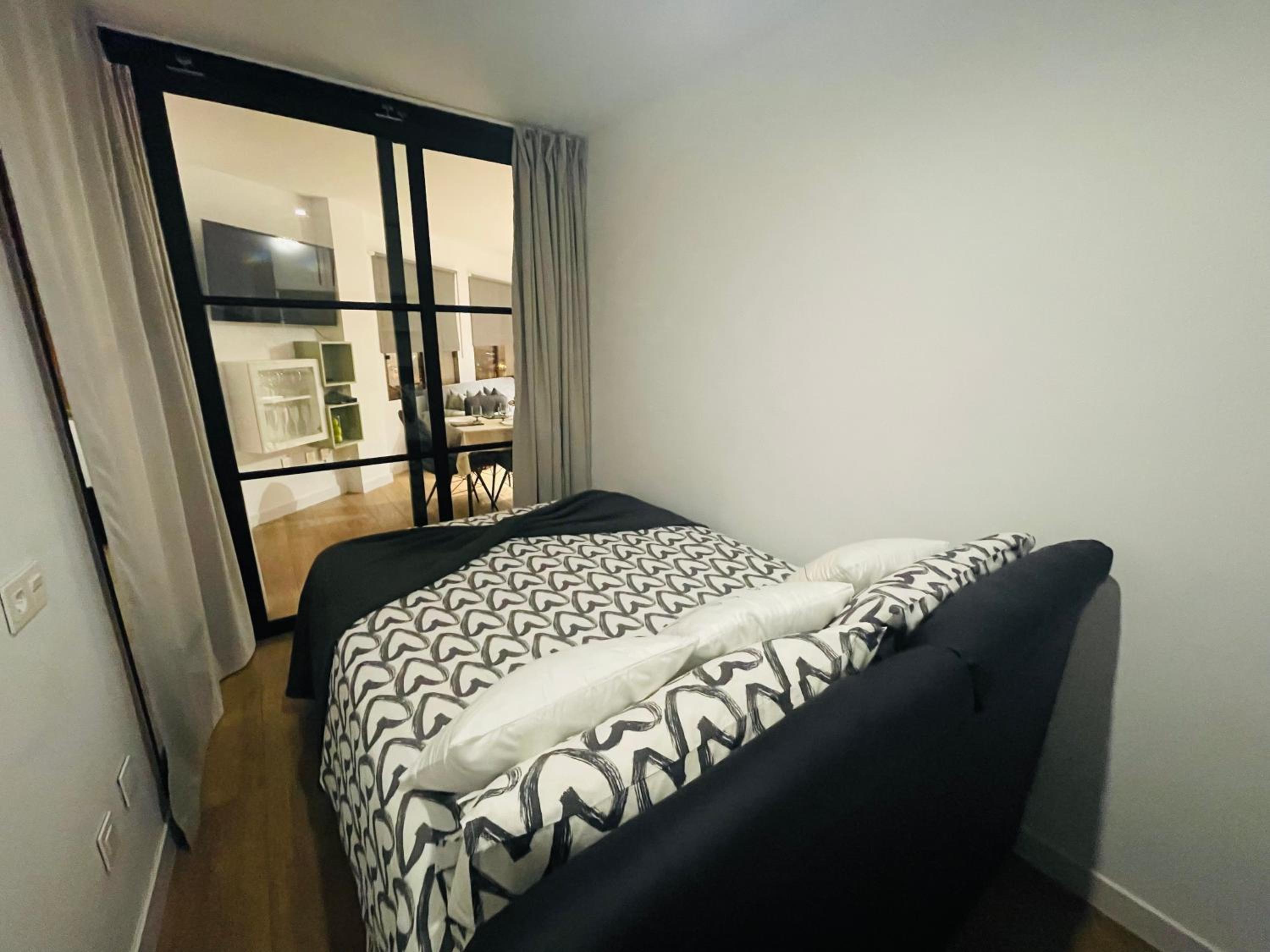 Tenerifeopenhome Central corner relax, wifi, breakfast, beach Los Cristisnos