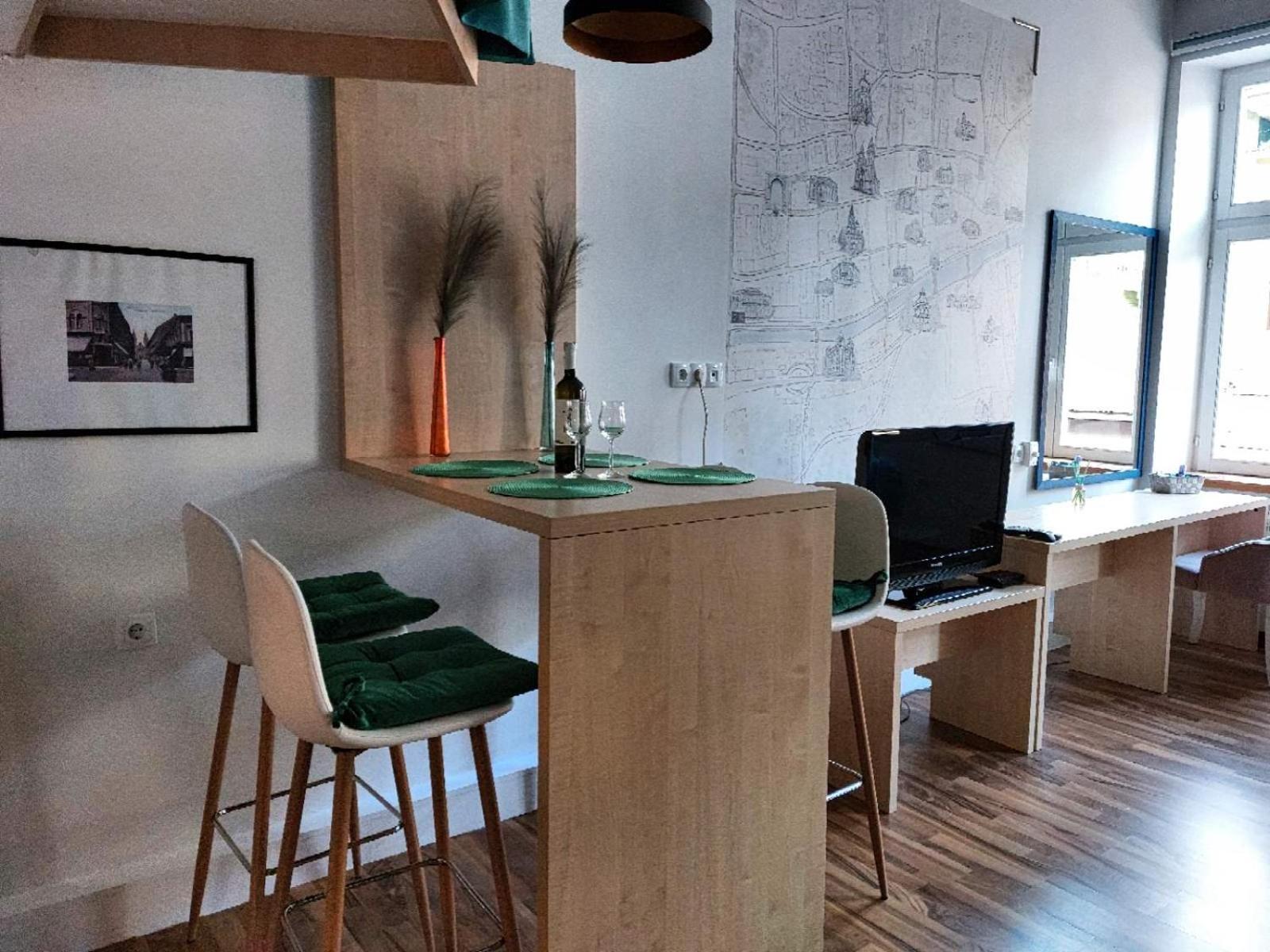 KIZZ Apartment