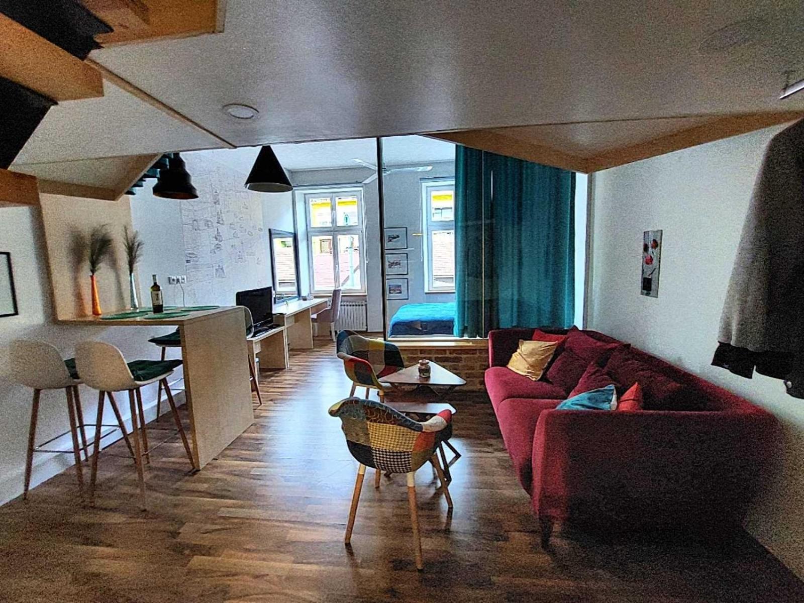 KIZZ Apartment