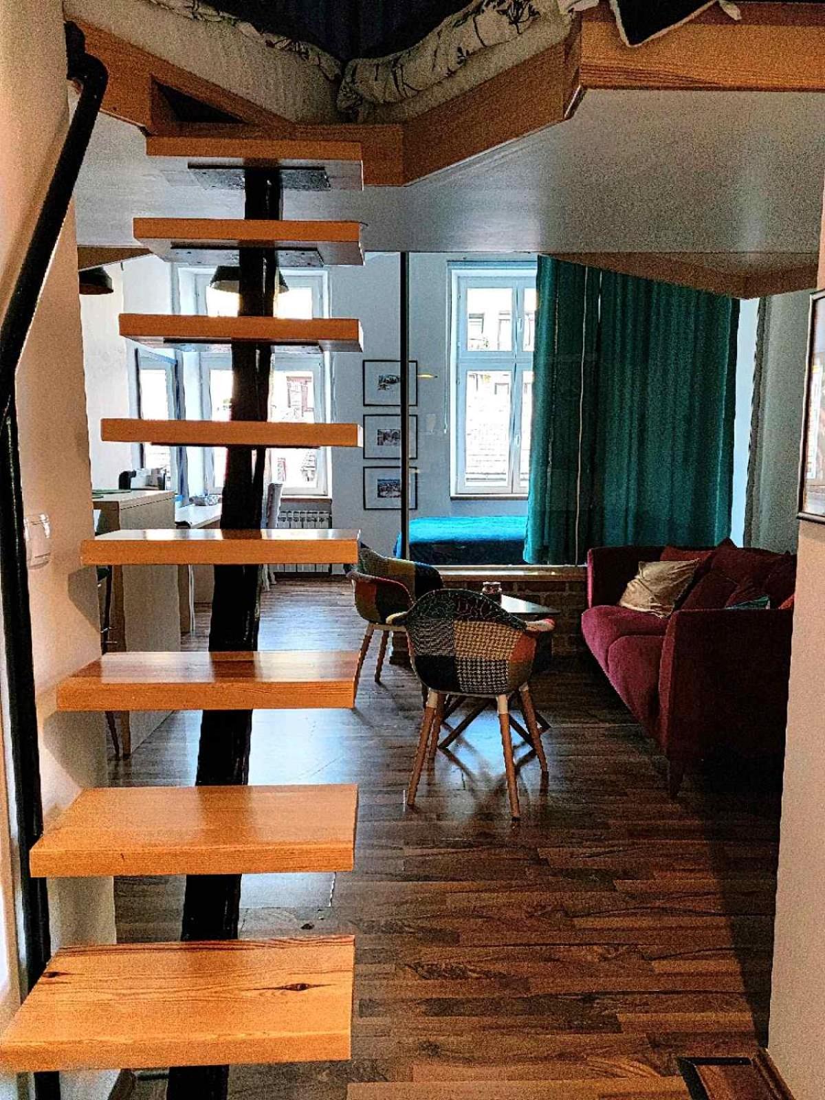 KIZZ Apartment