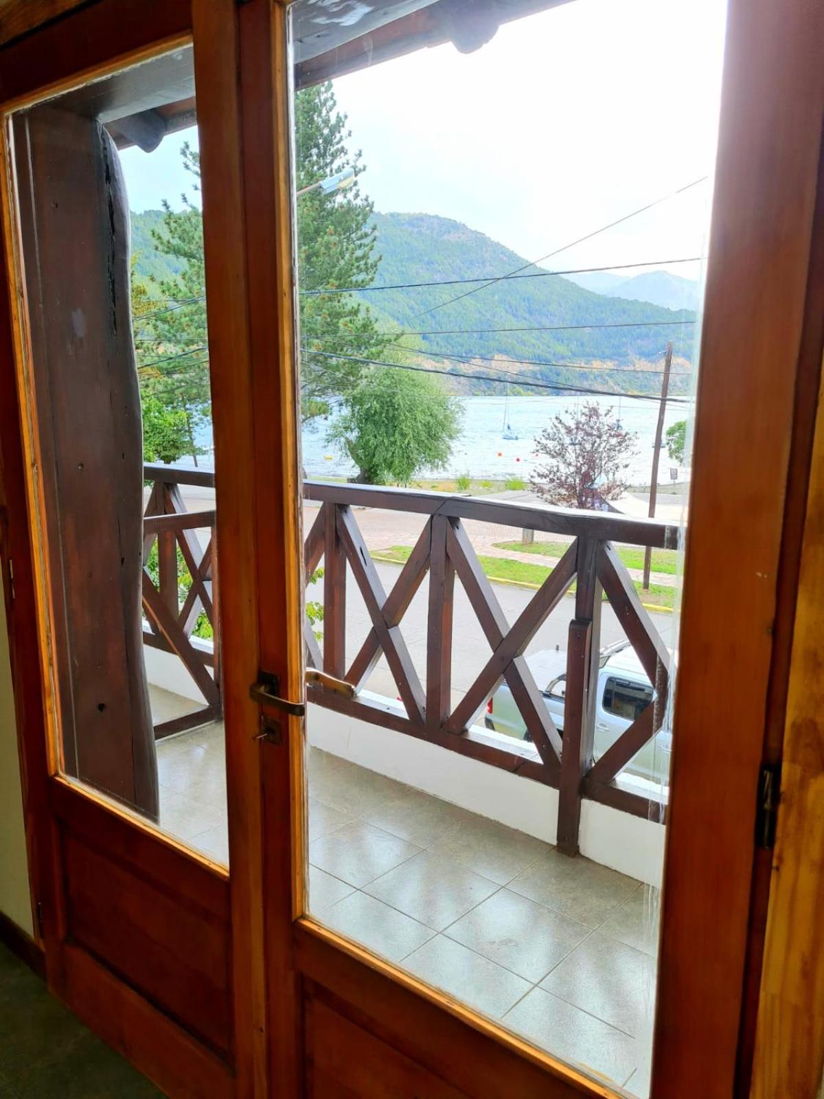 Puerto Lacar Lodge SMARG