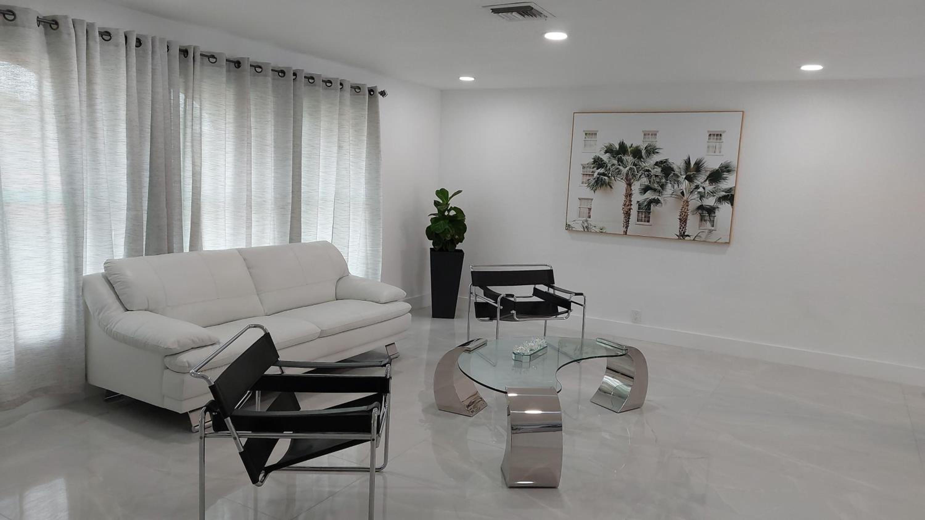Cape Coral Mini Palace view 5