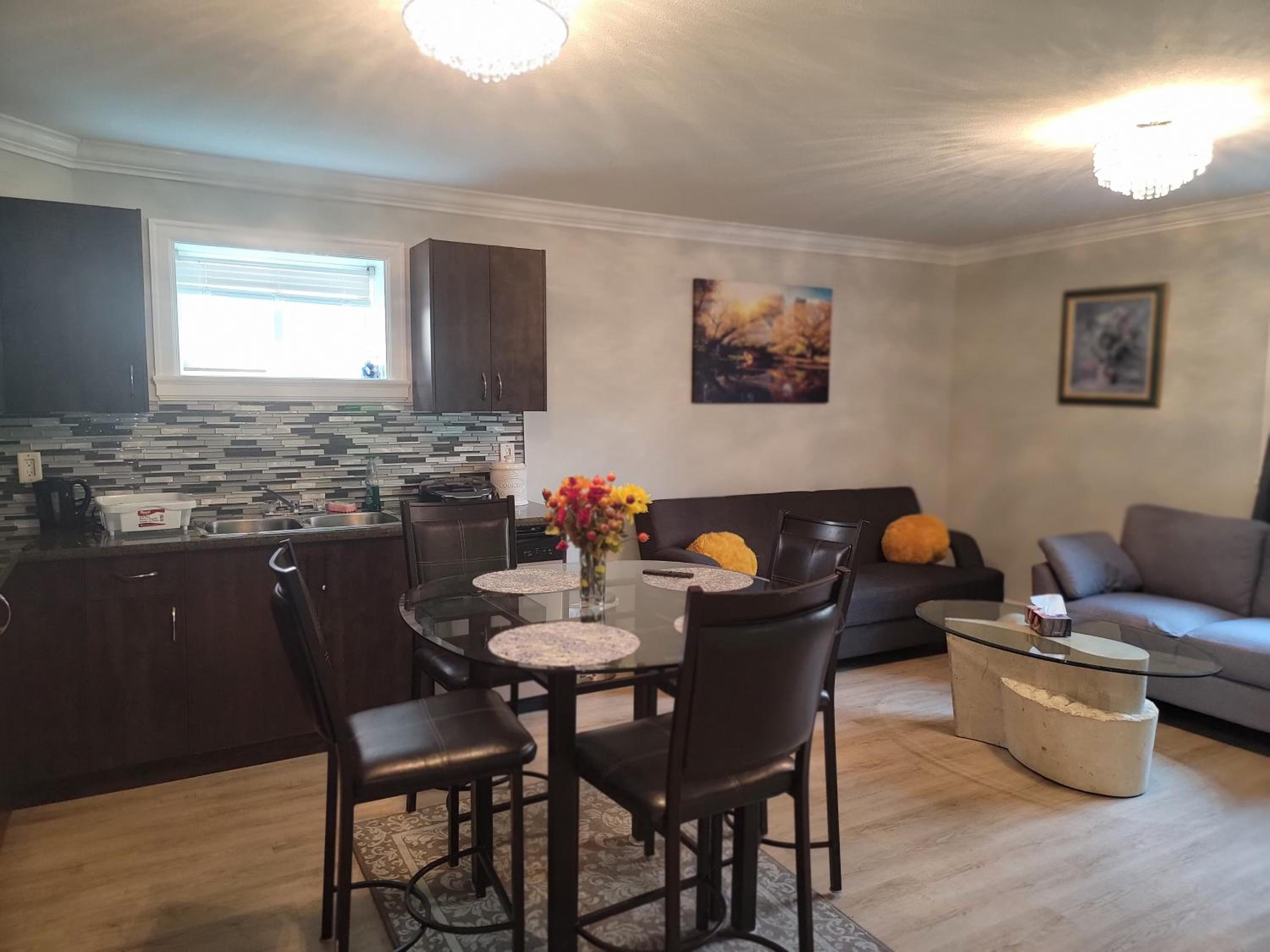 Oscar INN & 2bd Family Suite or Private Room