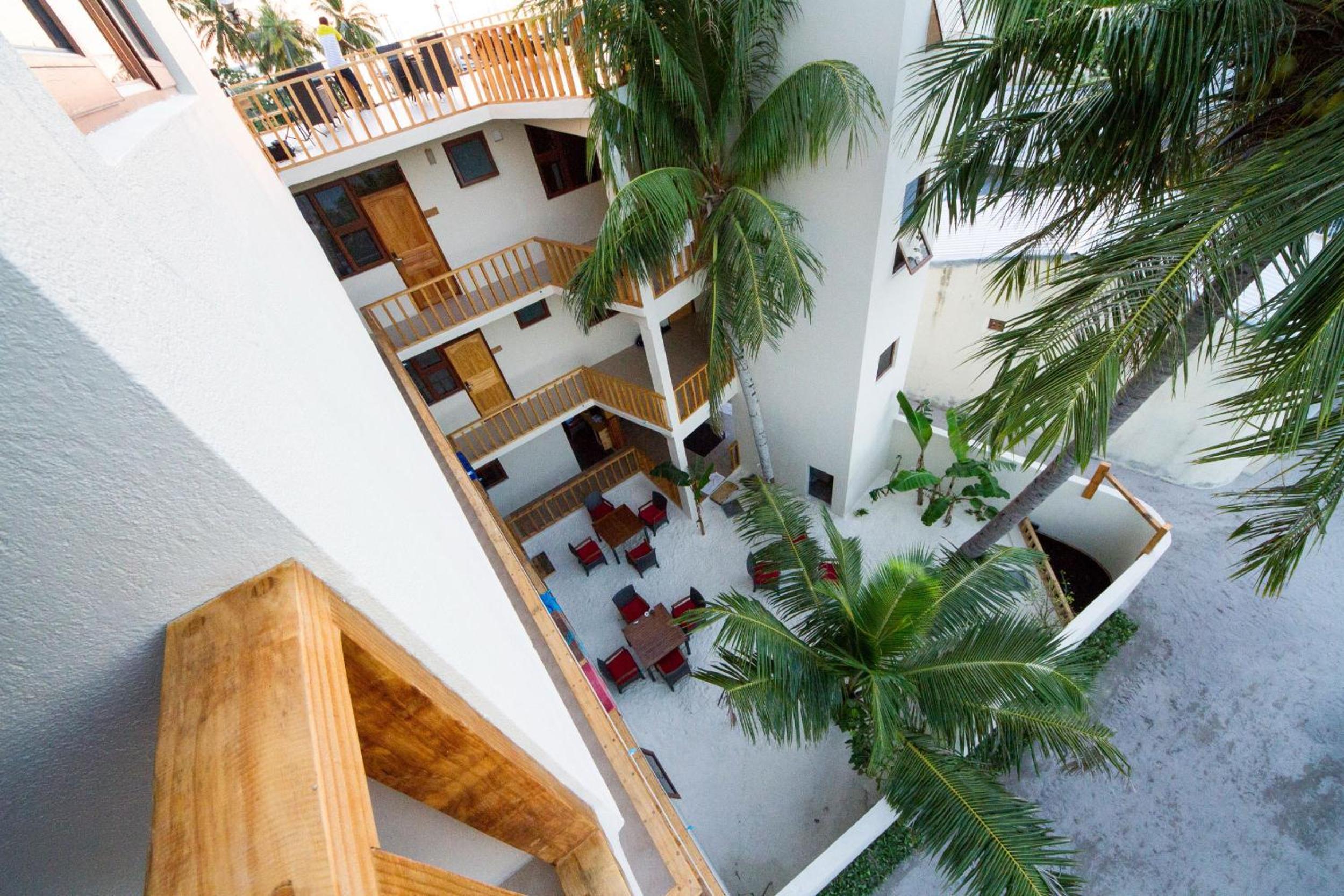 Tropic Tree Maldives