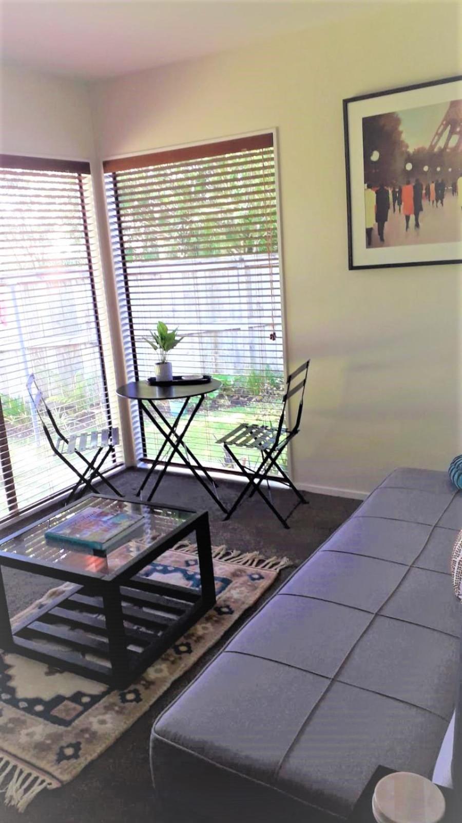 Studio, Quiet location, Central to city view 4