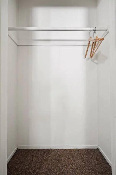 San Jose Vacations - Mission Peak Lodge - Property Image 3