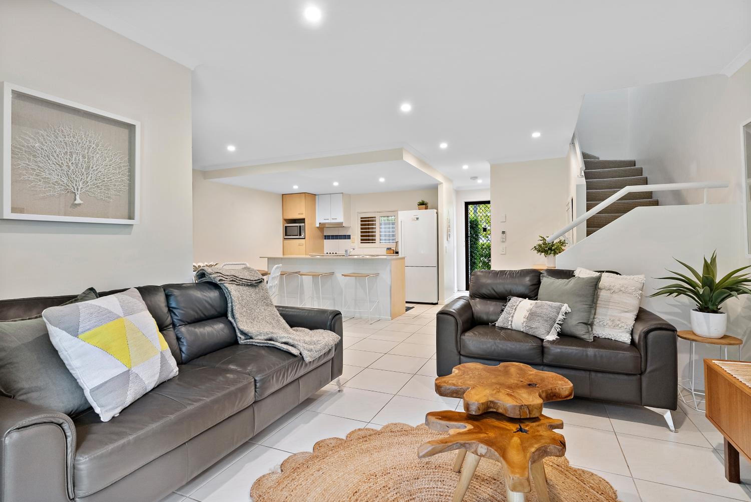 Tropical Retreat in 2 Bedroom Townhouse