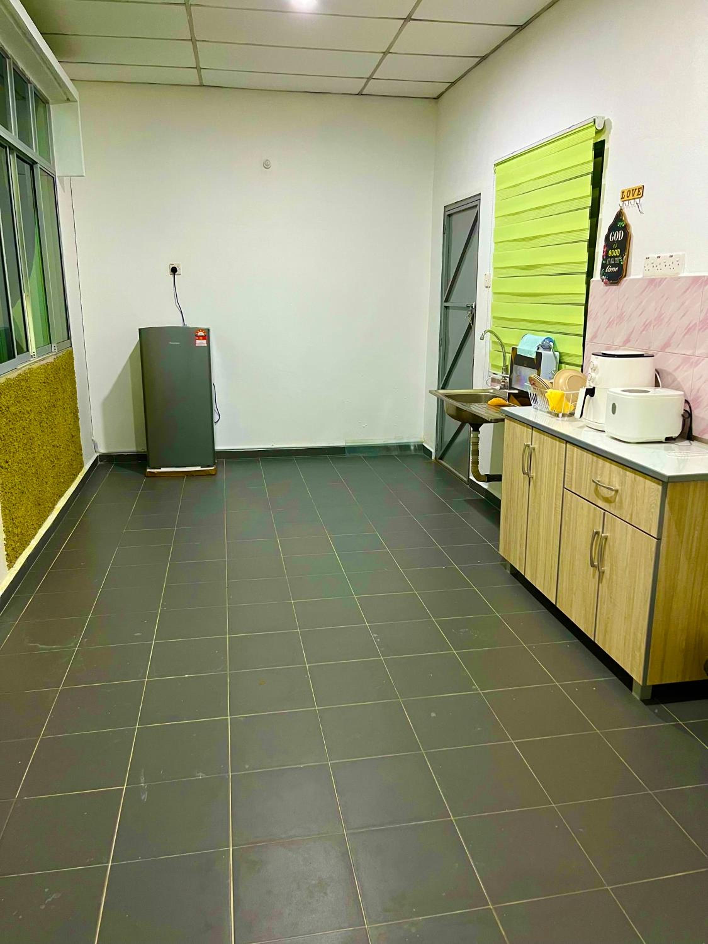 D'YELLOW HOMESTAY KANGAR PERLIS photo 2