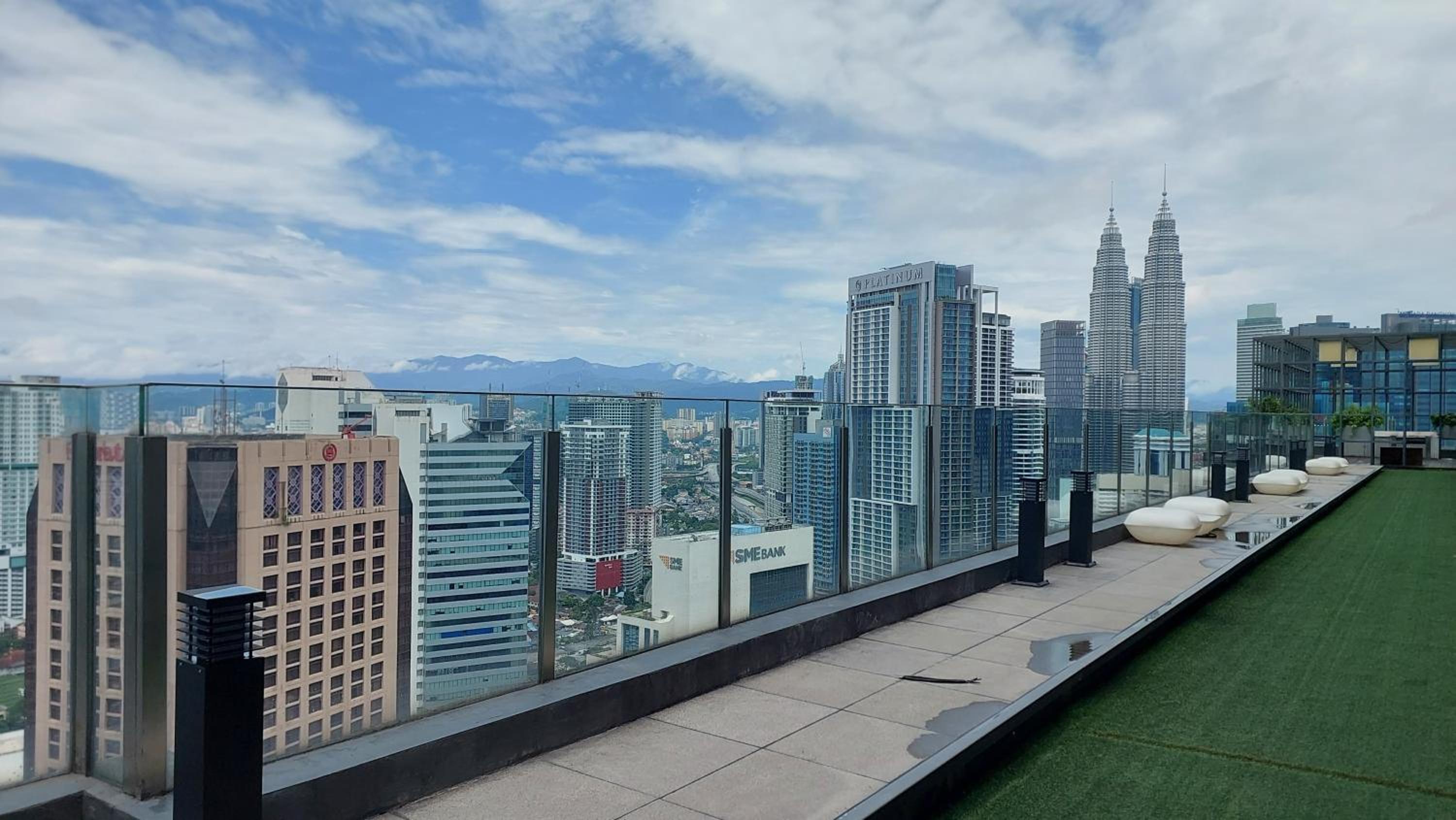 Anggun Presidential Suites