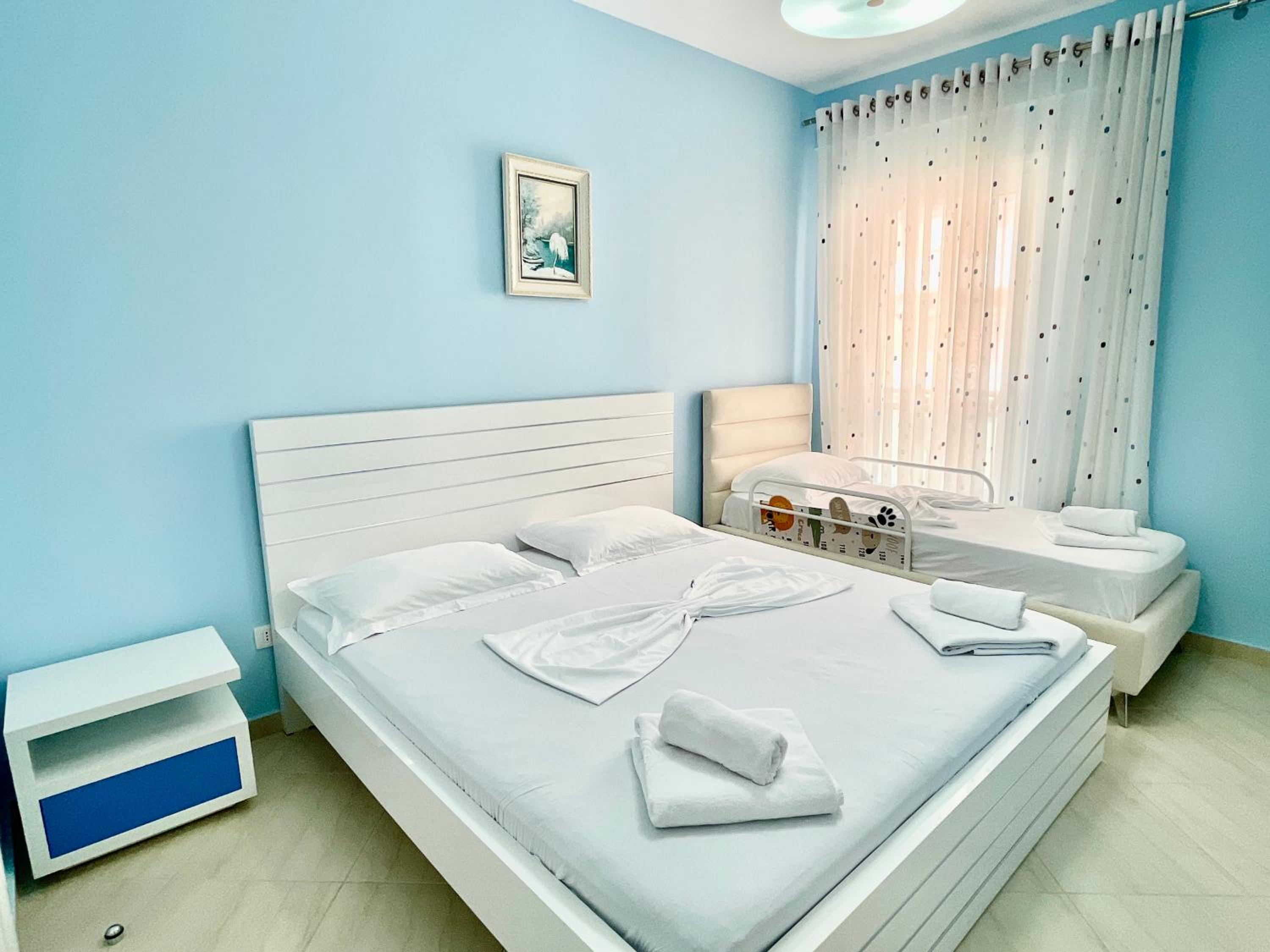 SEA SIDE SUITE