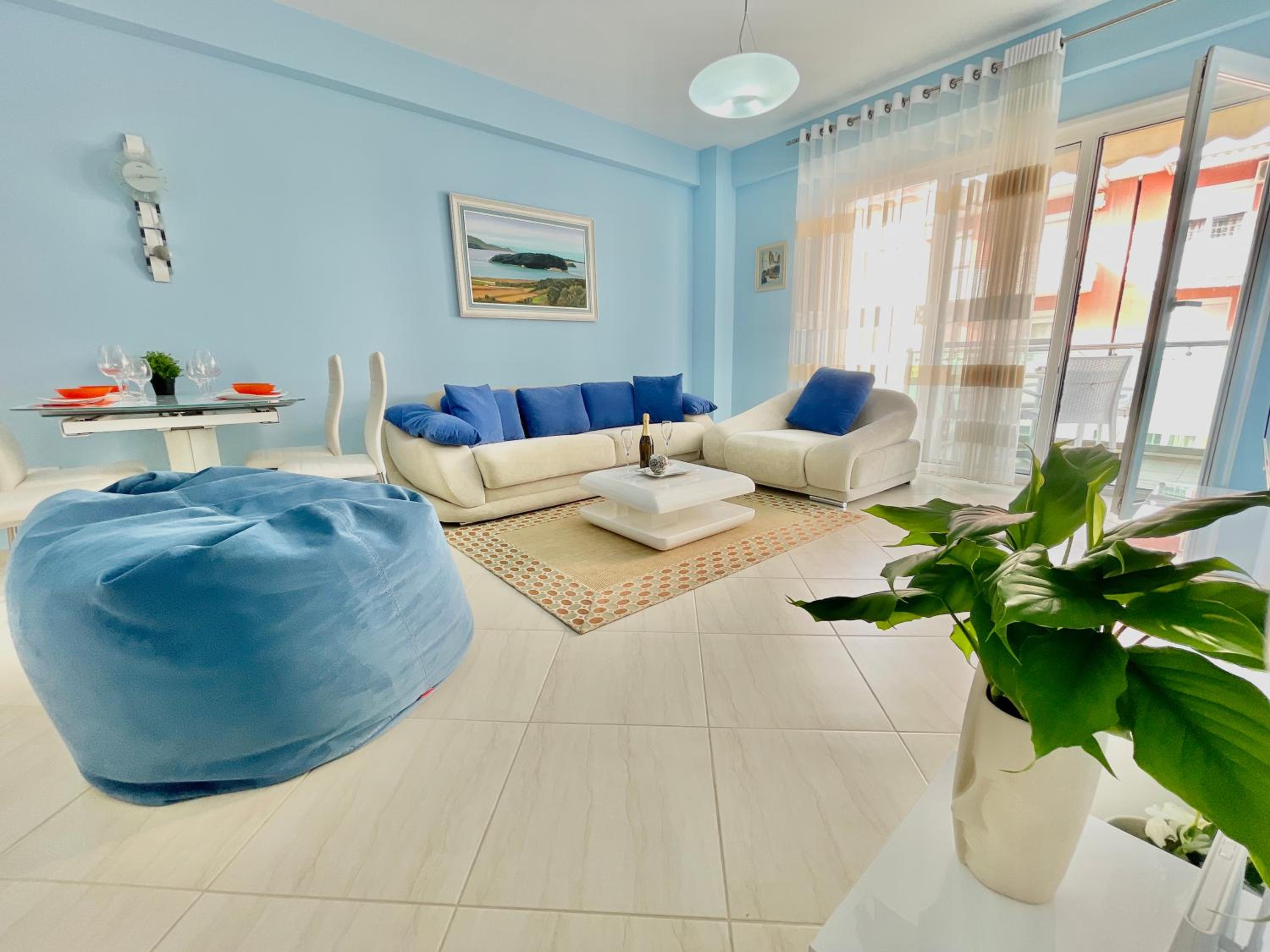 SEA SIDE SUITE
