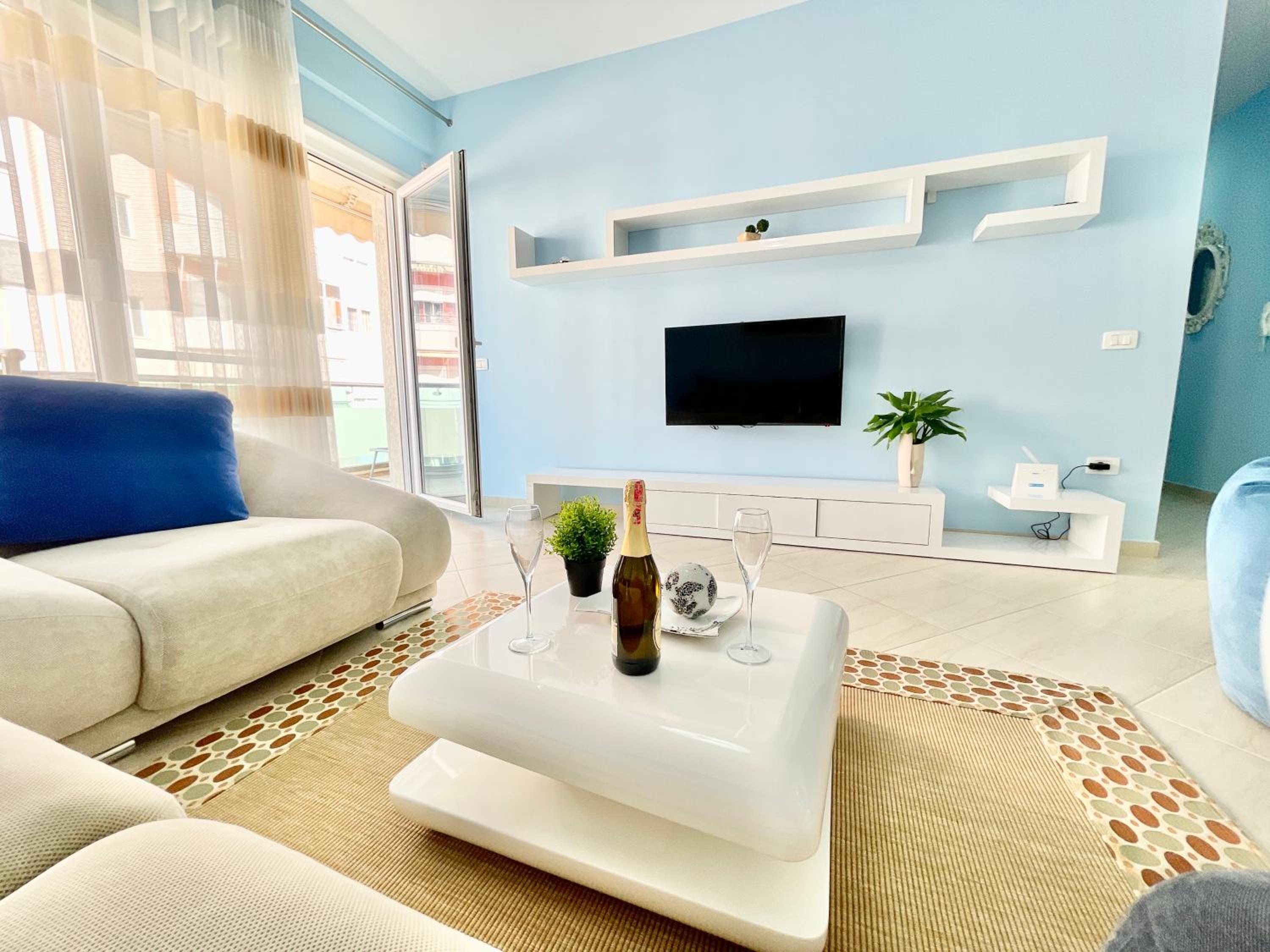 SEA SIDE SUITE