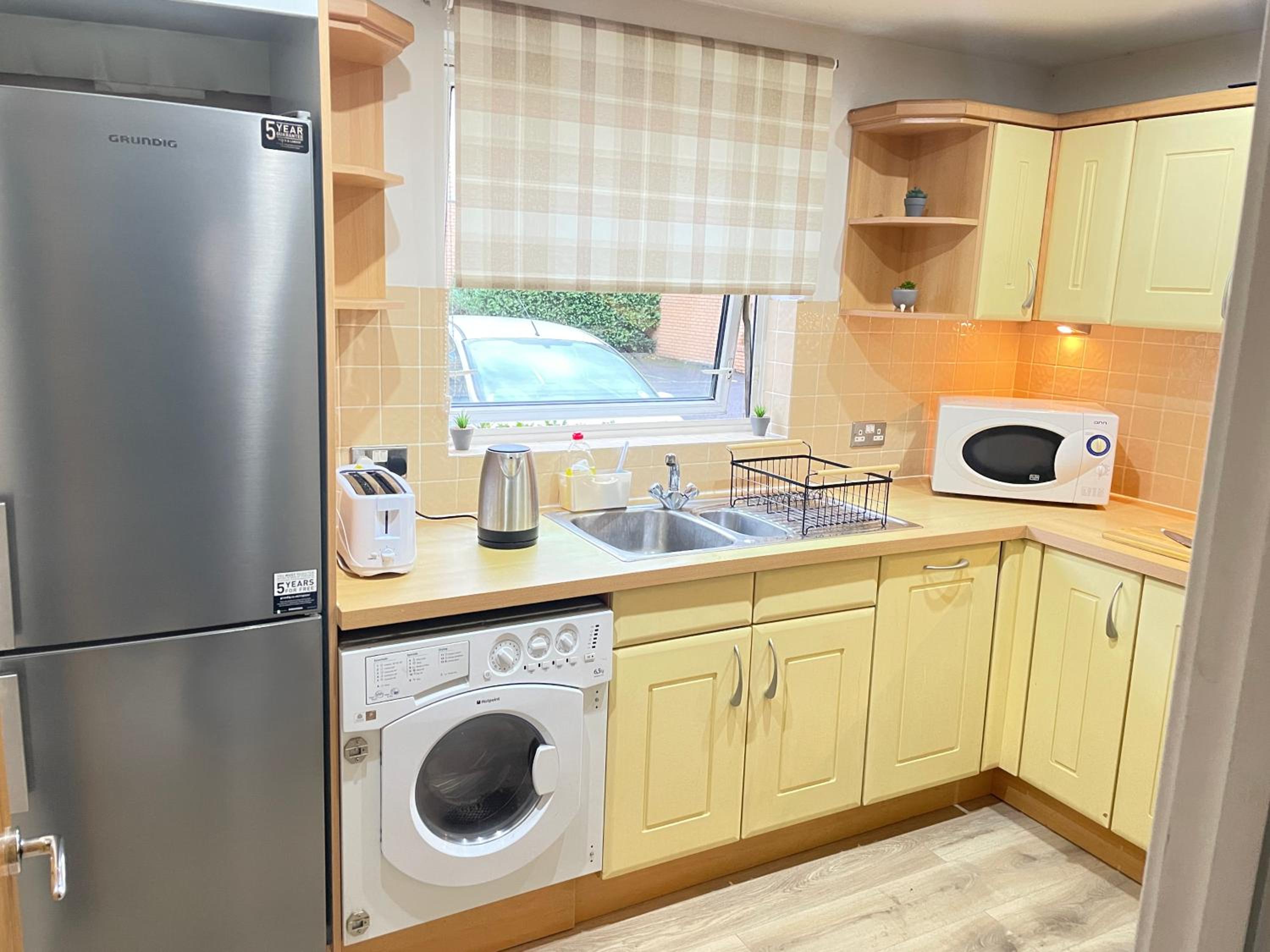 Canary Wharf O2 Arena Flat with Parking & Balcony