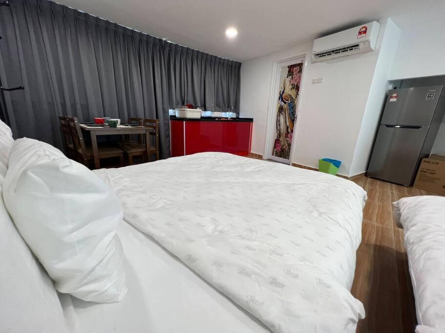 NEW 6 PAX SUITE near USM and SPICE ARENA and AIRPORT photo 5