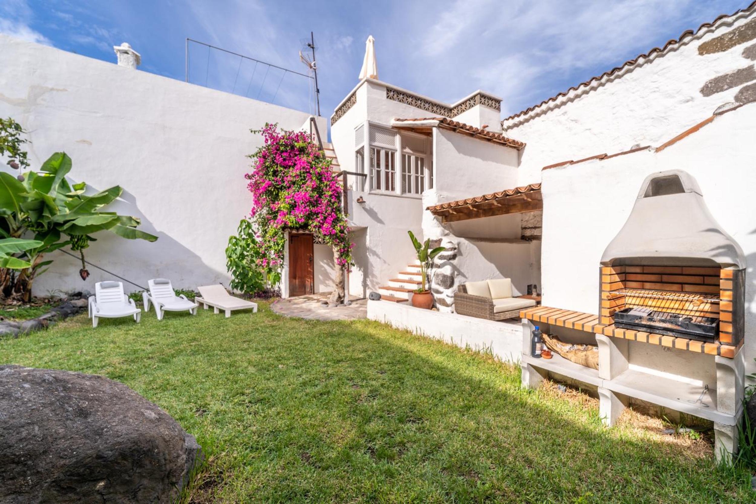 Casa Buganvilla