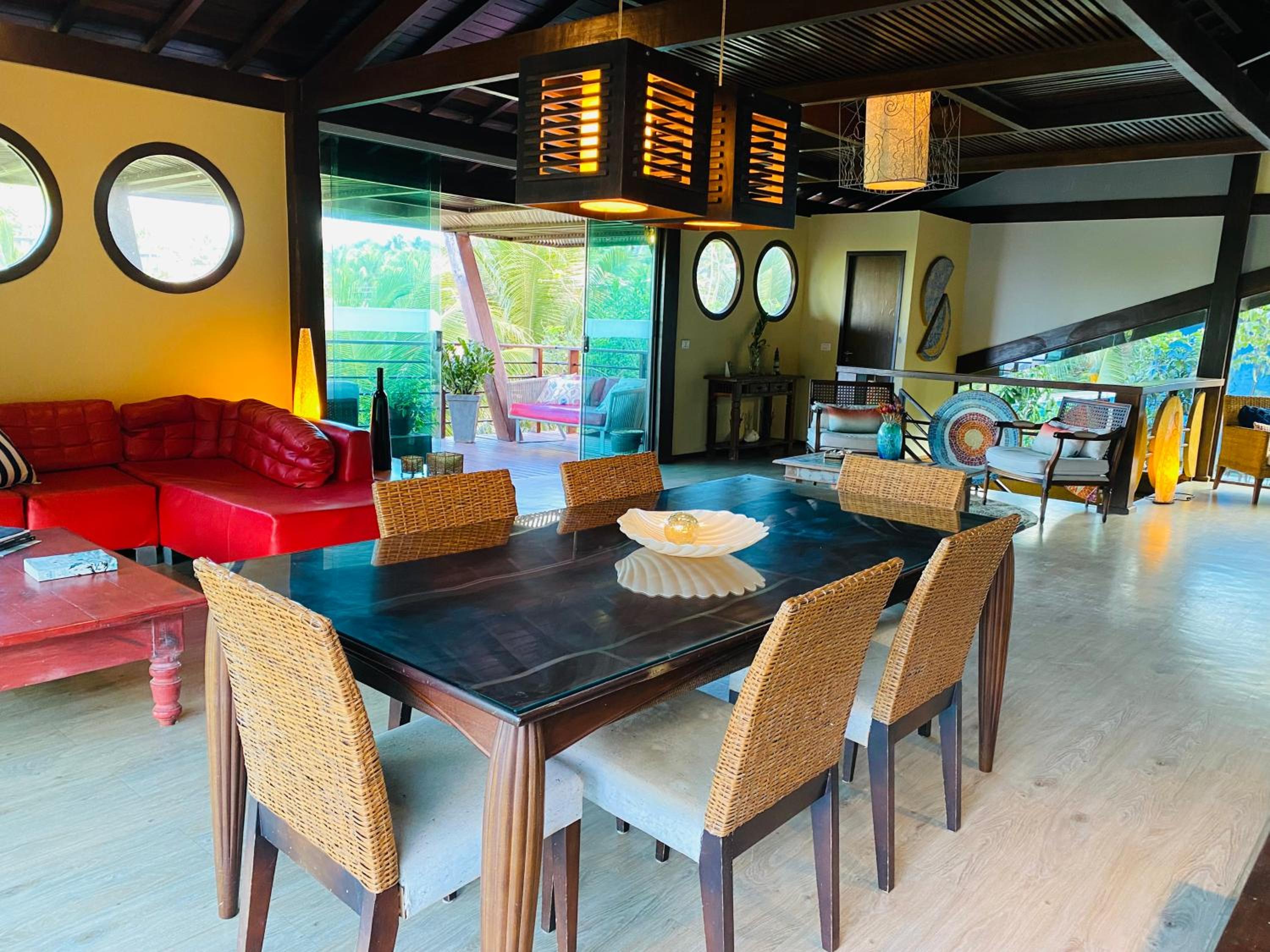 Flamboyant Residence