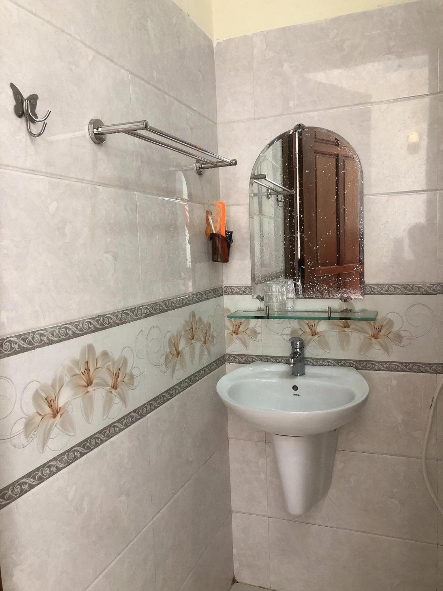 Hoàng Gia Bảo Hotel