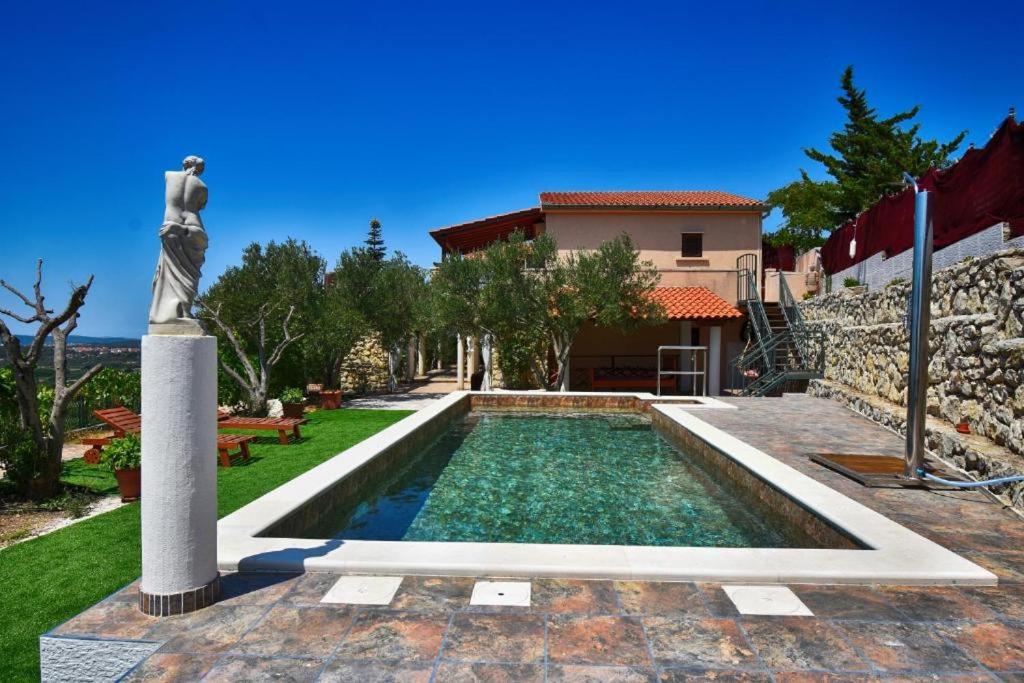 Villa Serenity