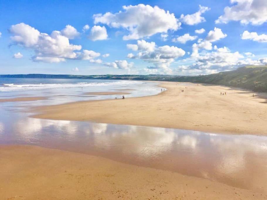 Tidesreach Filey, sleeps 13, close to beach view 3