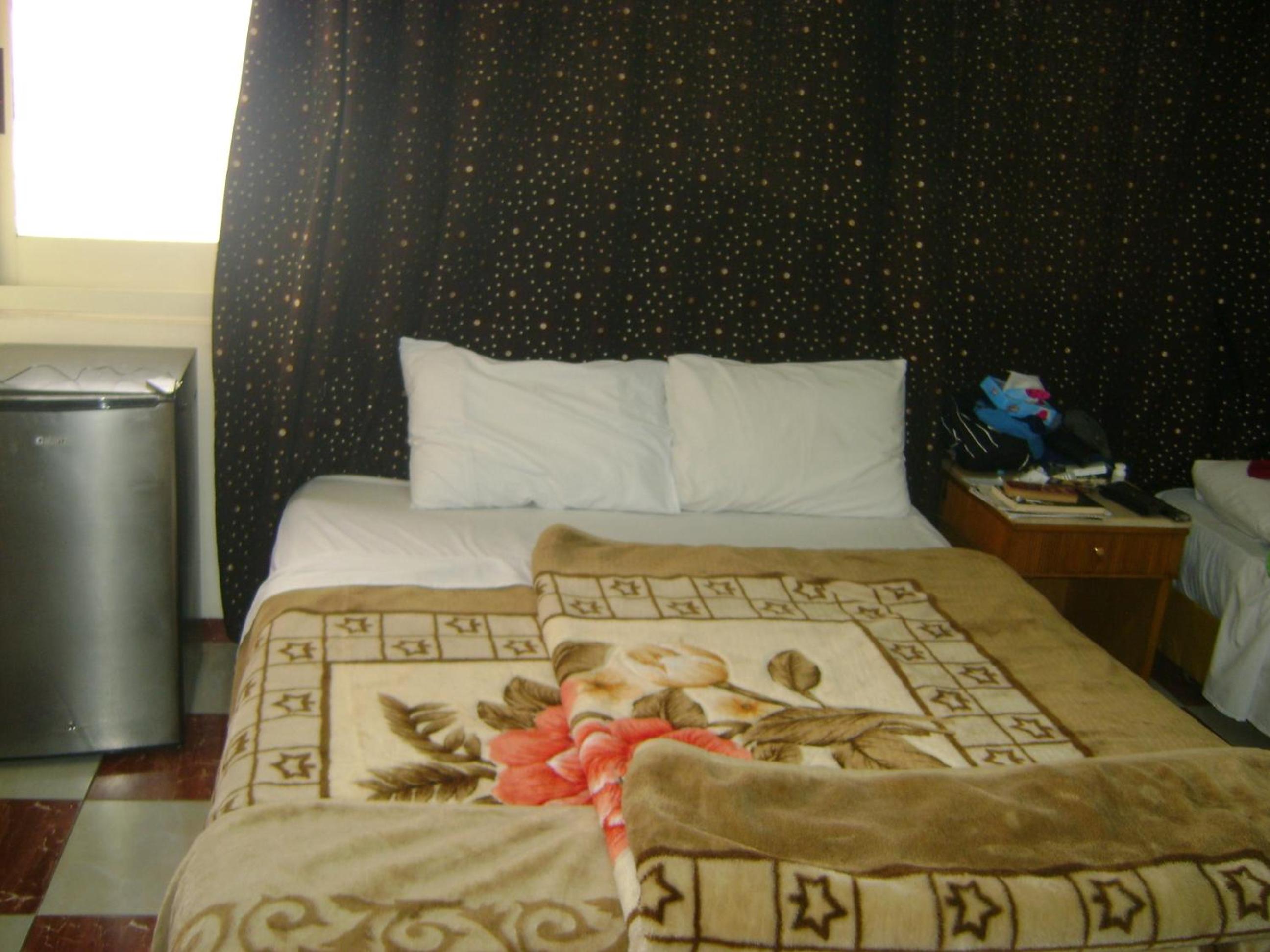 Isis Hostel 2