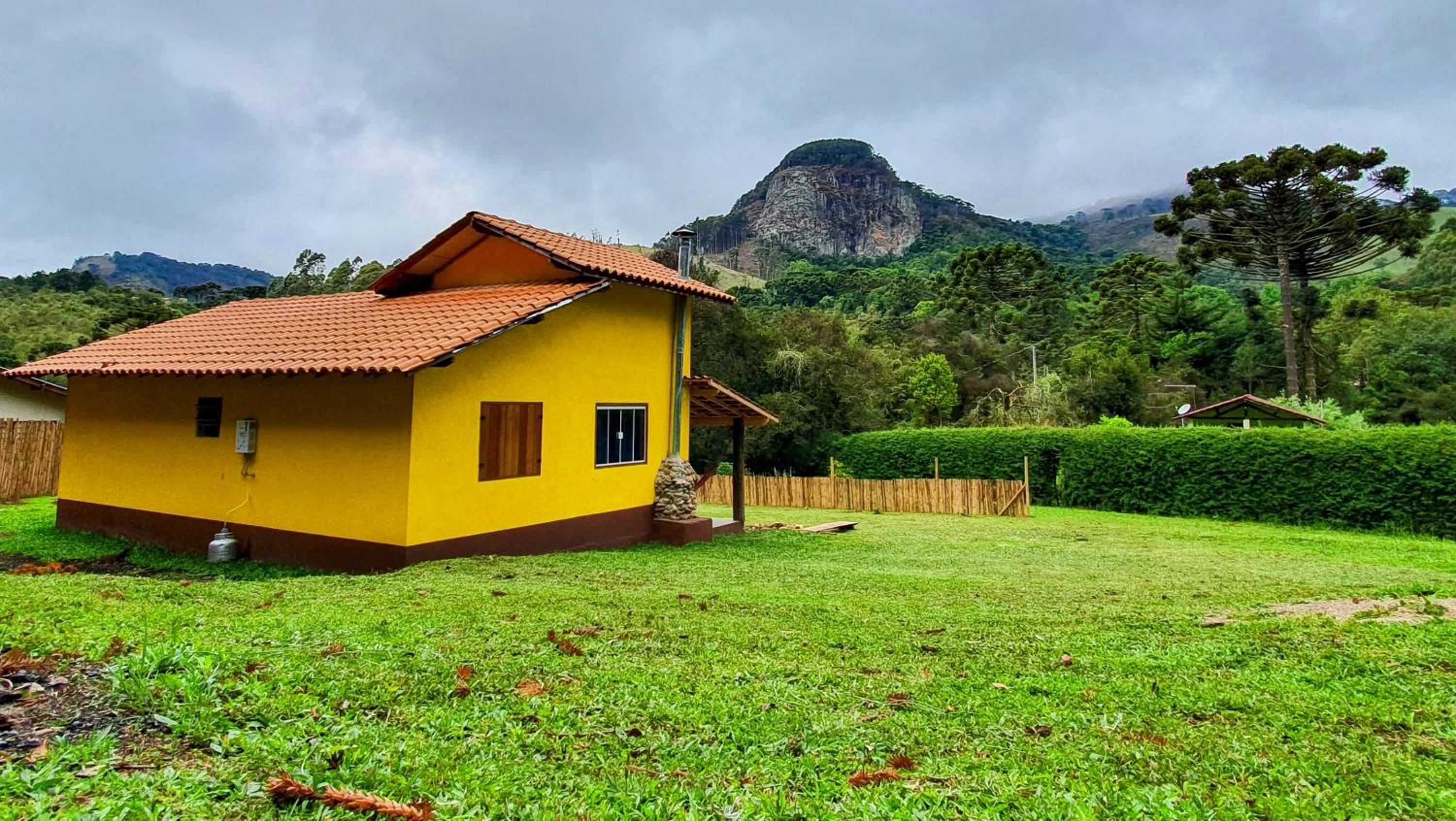 A CASA AMALELA