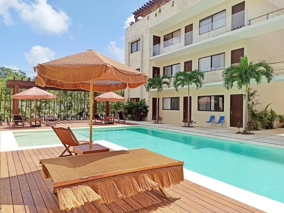 ZAAZIL, JUNGLE VIEW & GREAT POOL 100MB FIBER WIFI! view 3