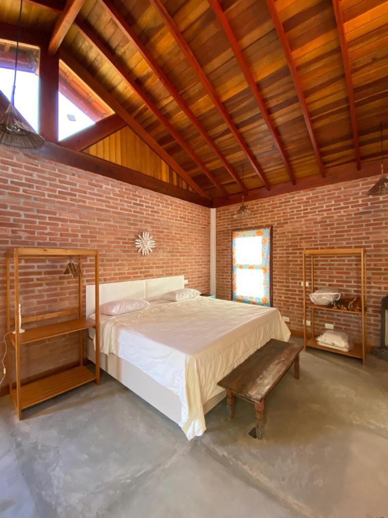Chalés Villa Serrinha - Chalé 01