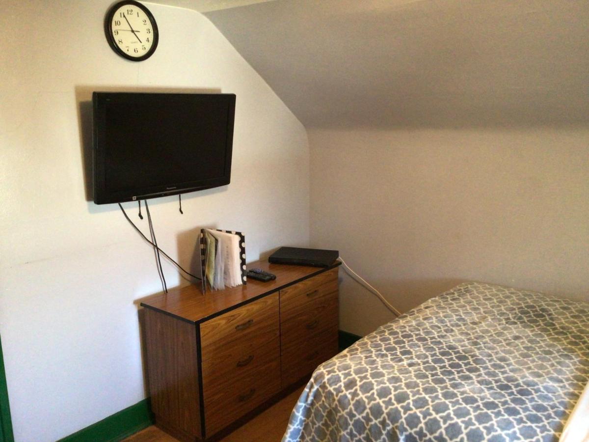 Nisku Guest House