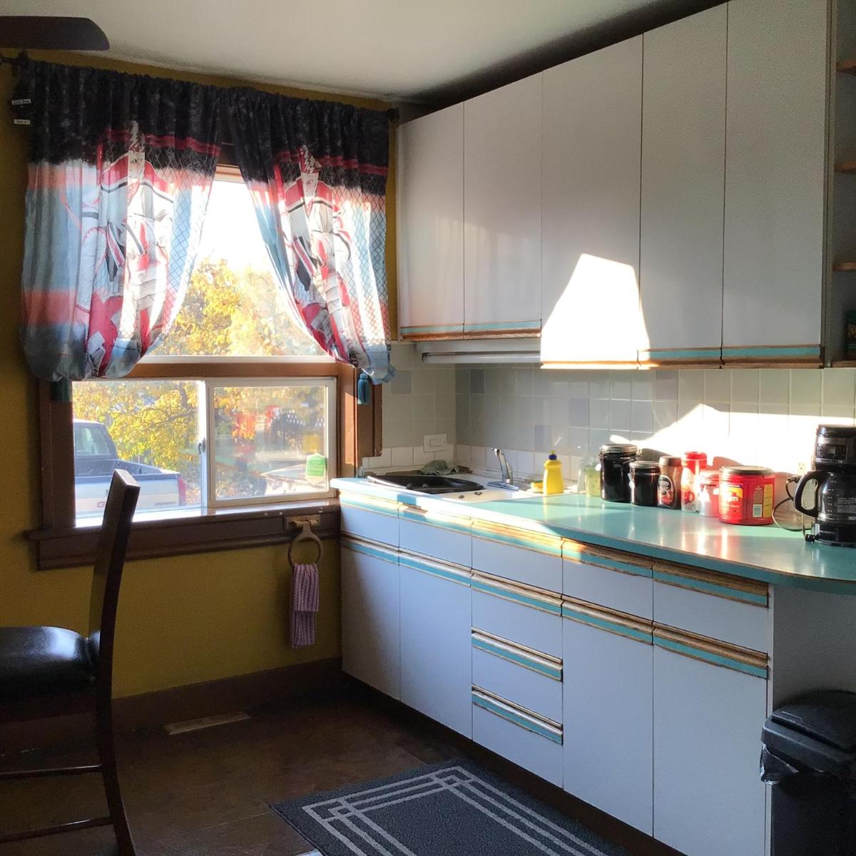 Nisku Guest House