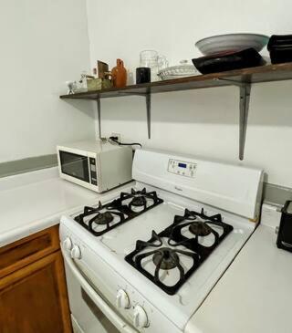 Edwards Guesthouse