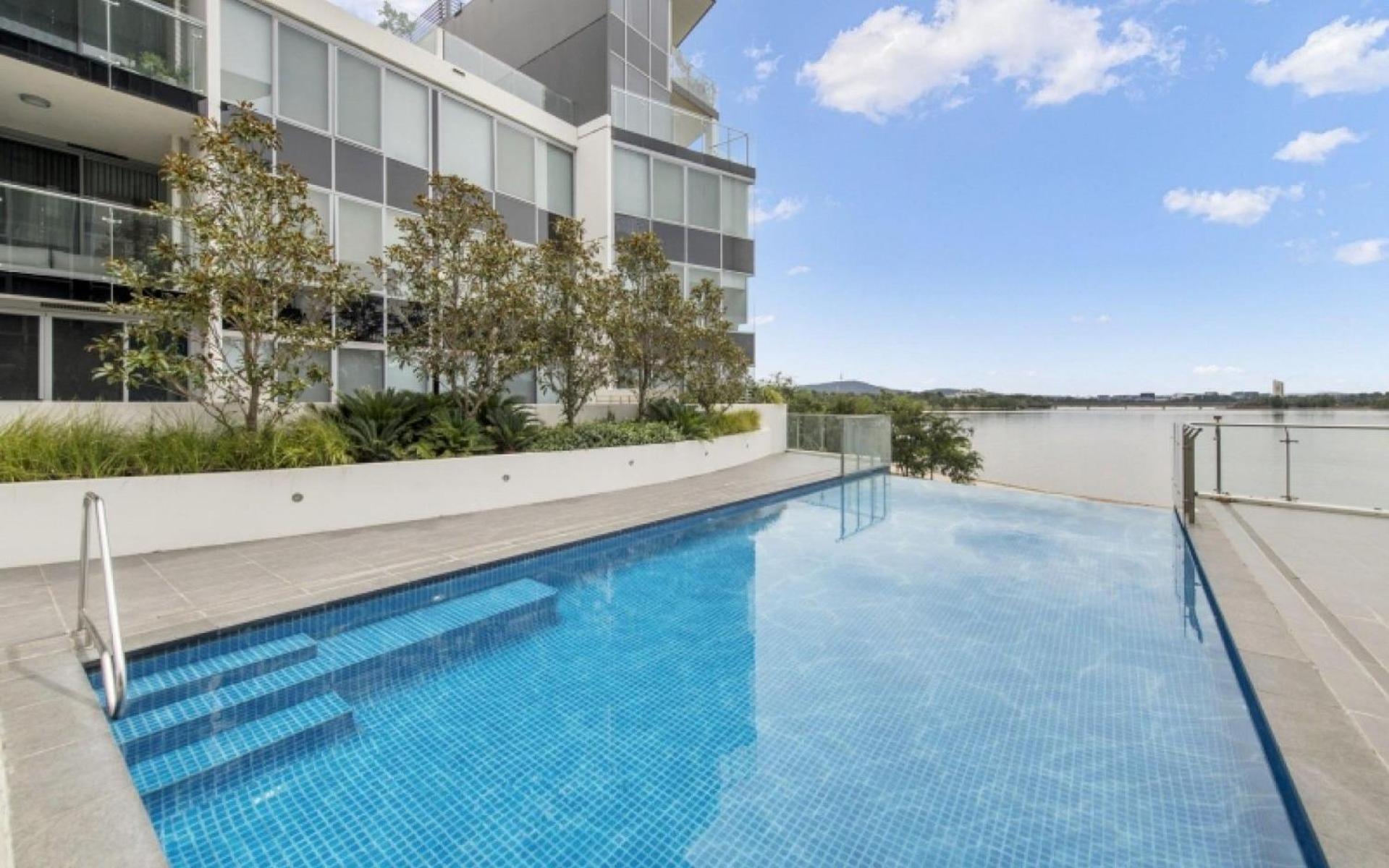 Lakefront 116 Kingston ACT