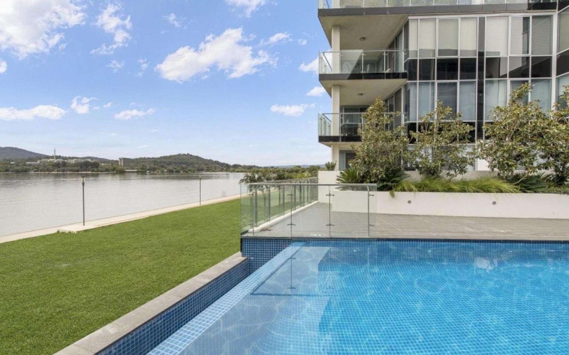 Lakefront 116 Kingston ACT