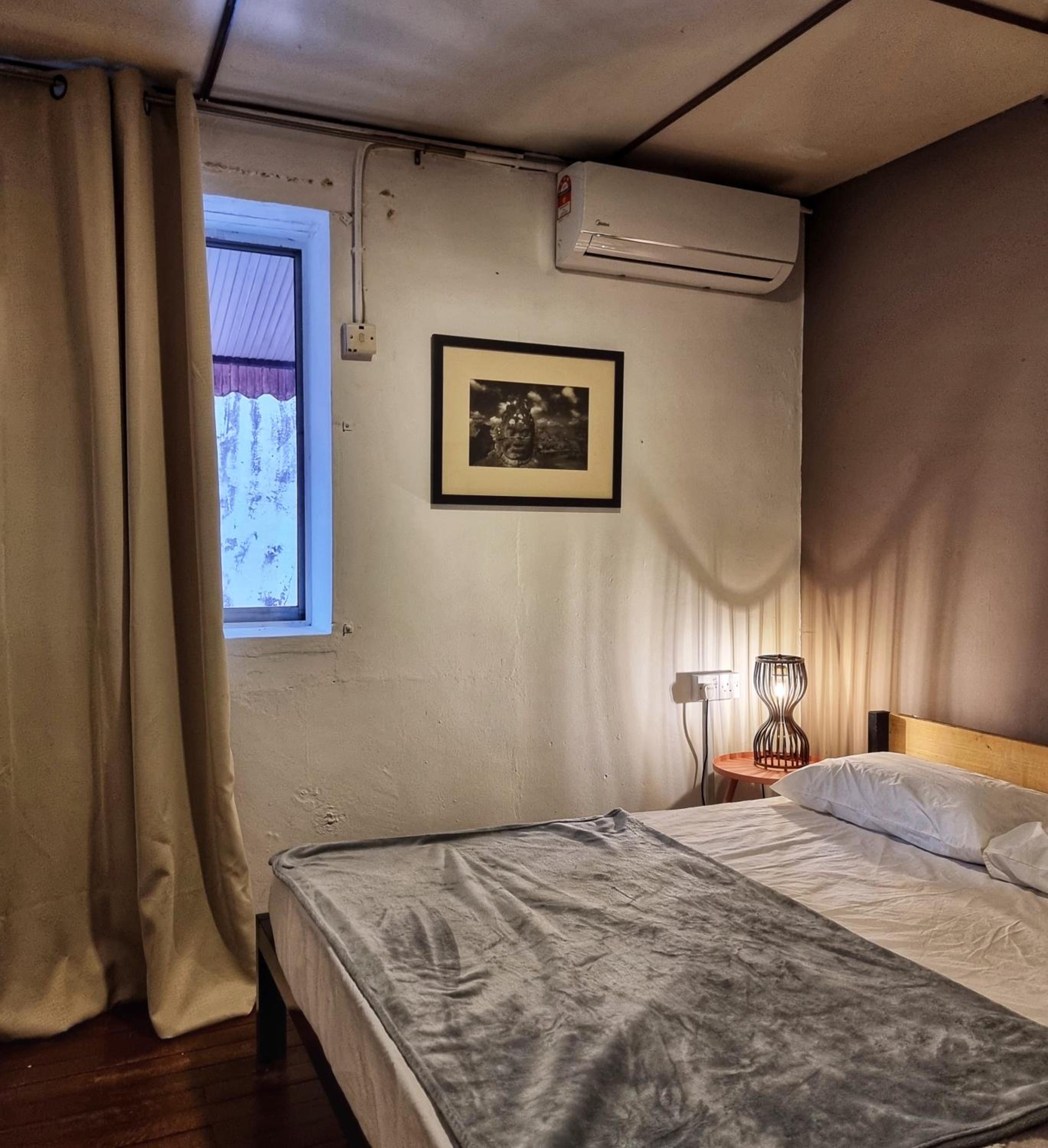 Treehouse Hostel